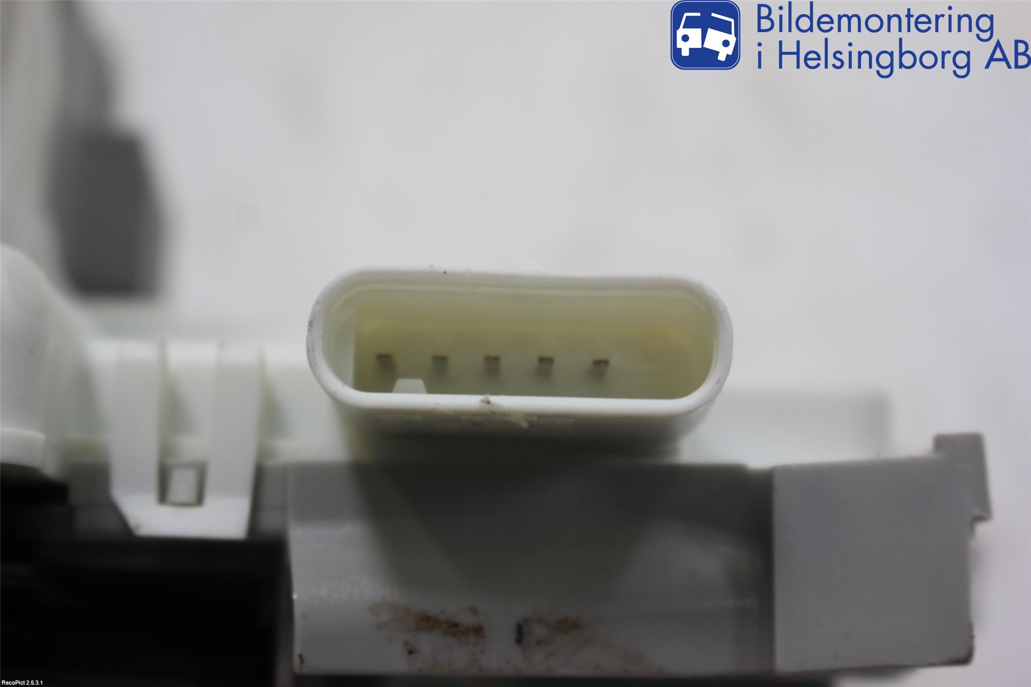 Audi A4/S4 B9 16-19 Centrallåsmotor Höger