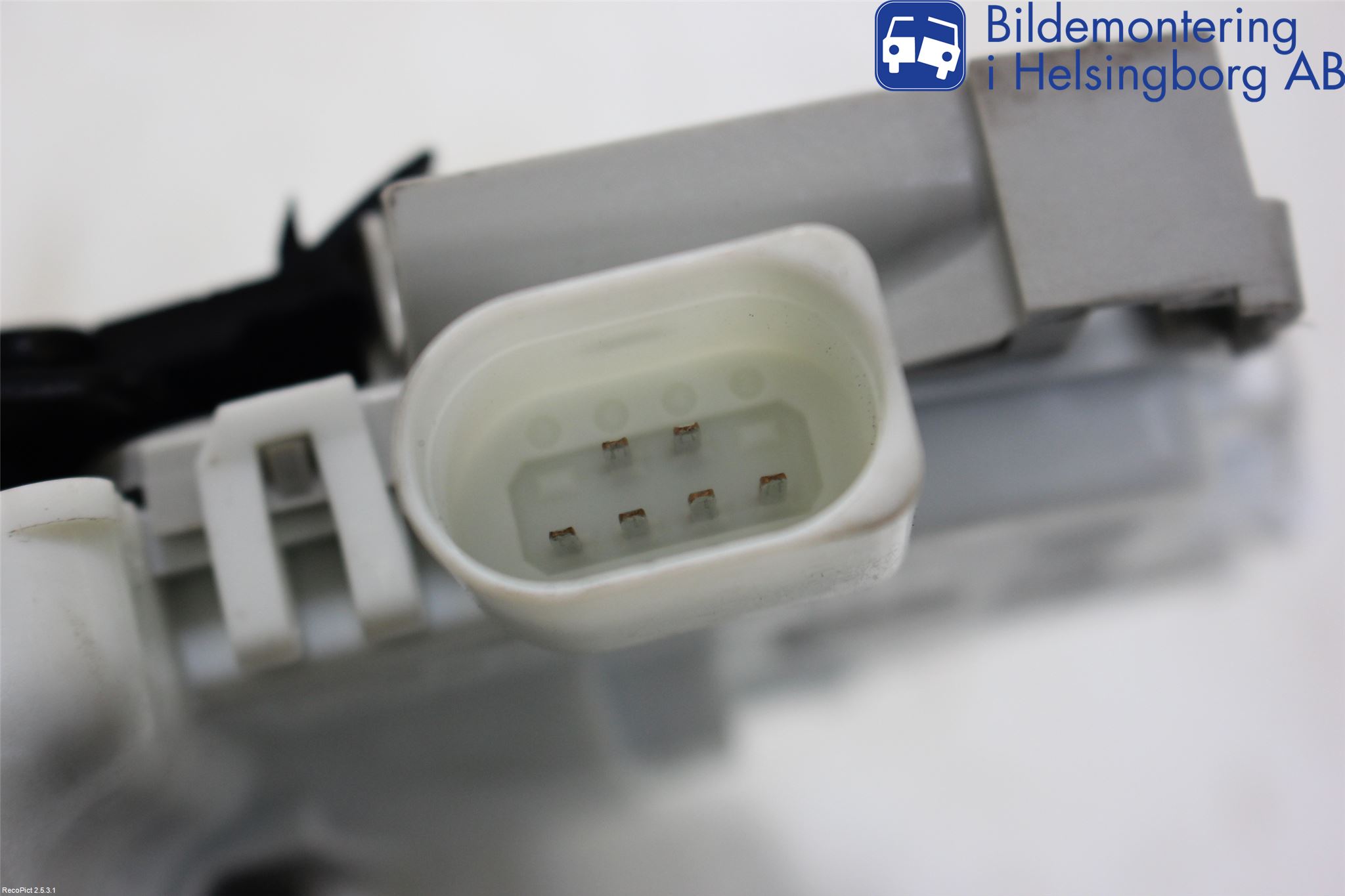 Audi A4/S4 B9 16-19 Centrallåsmotor Vänster