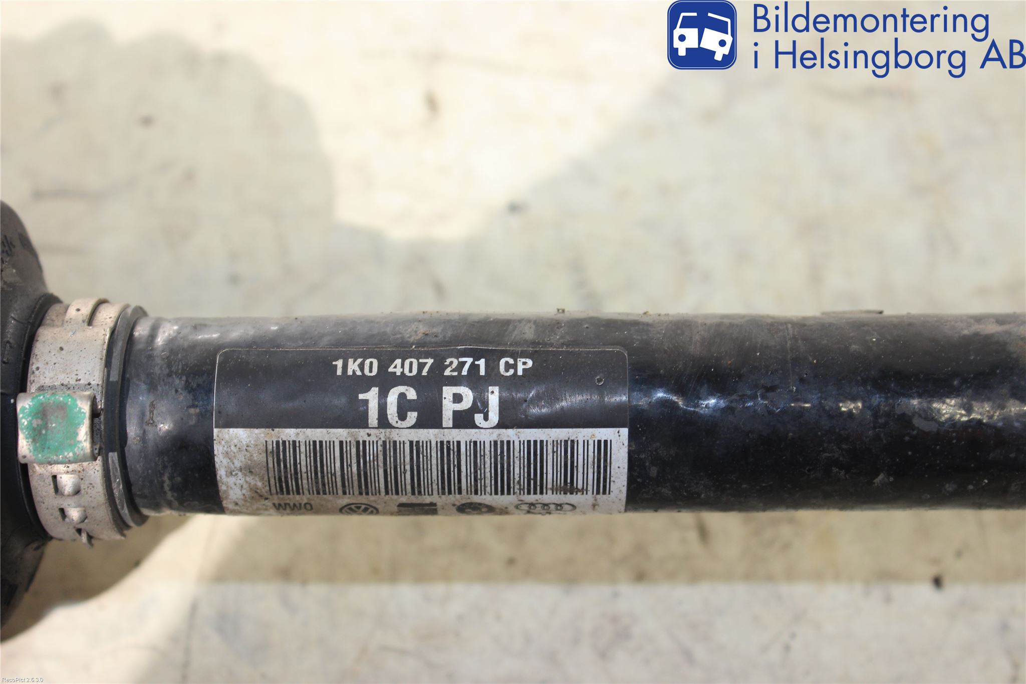 Volkswagen VW GOLF VI 09-13 Drivaxel Fram Vänster