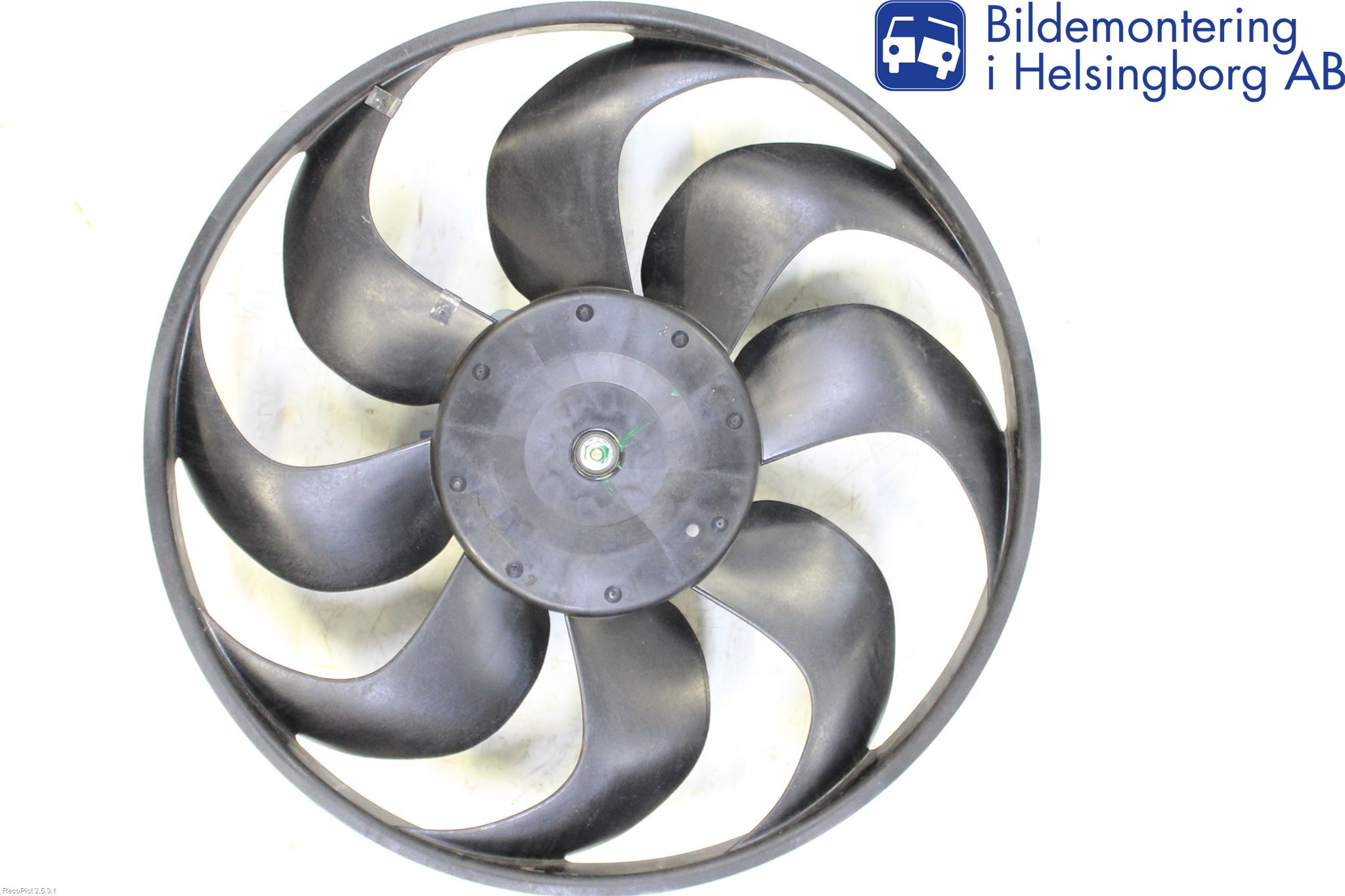 Renault CAPTUR 13-19 Kylfläkt El