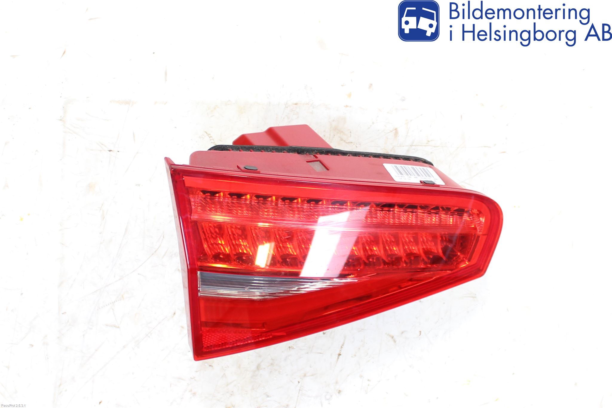 Audi A4 12-15 Bakljus Lucka Vä