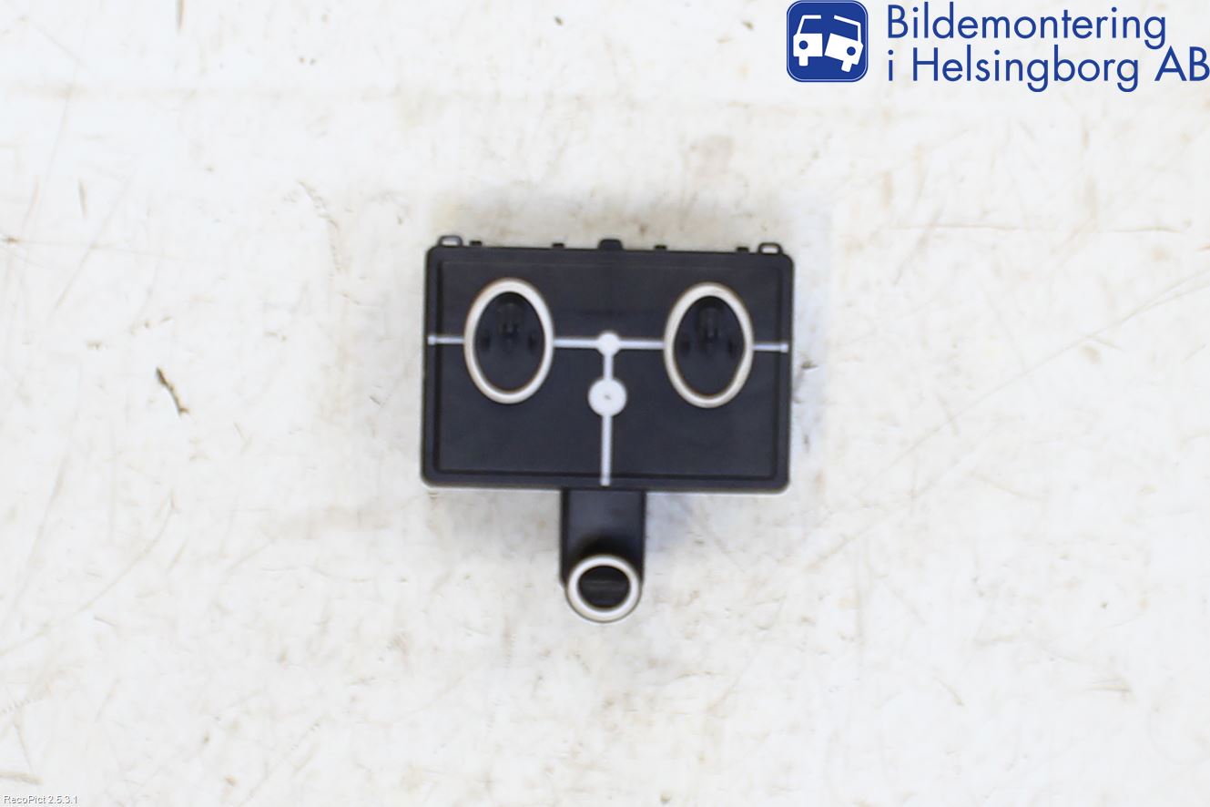 Audi A4/S4 B9 16-19 Styrenhet Dörr