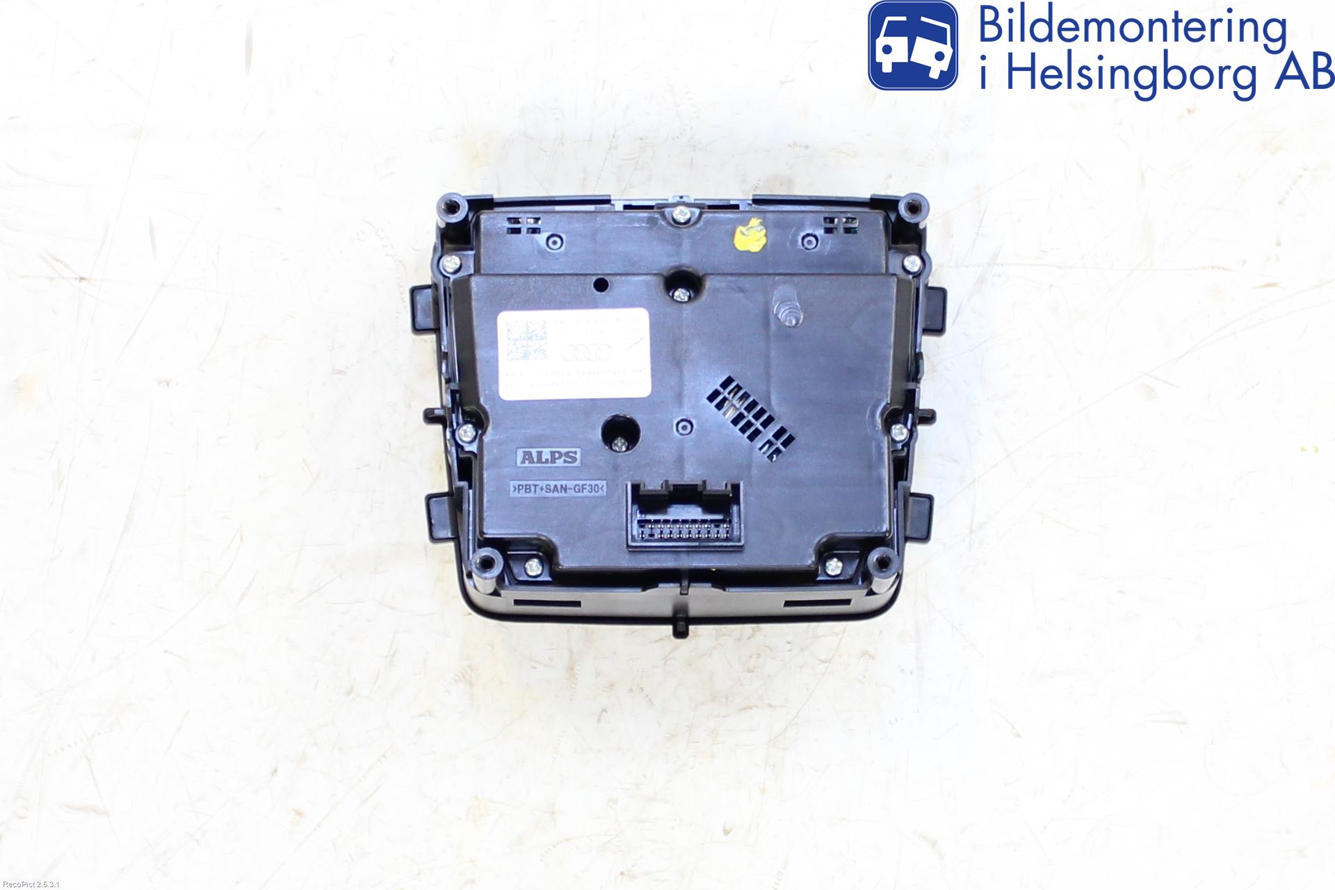 Audi A4/S4 B9 16-19 Cd Radio - Multimediapanel