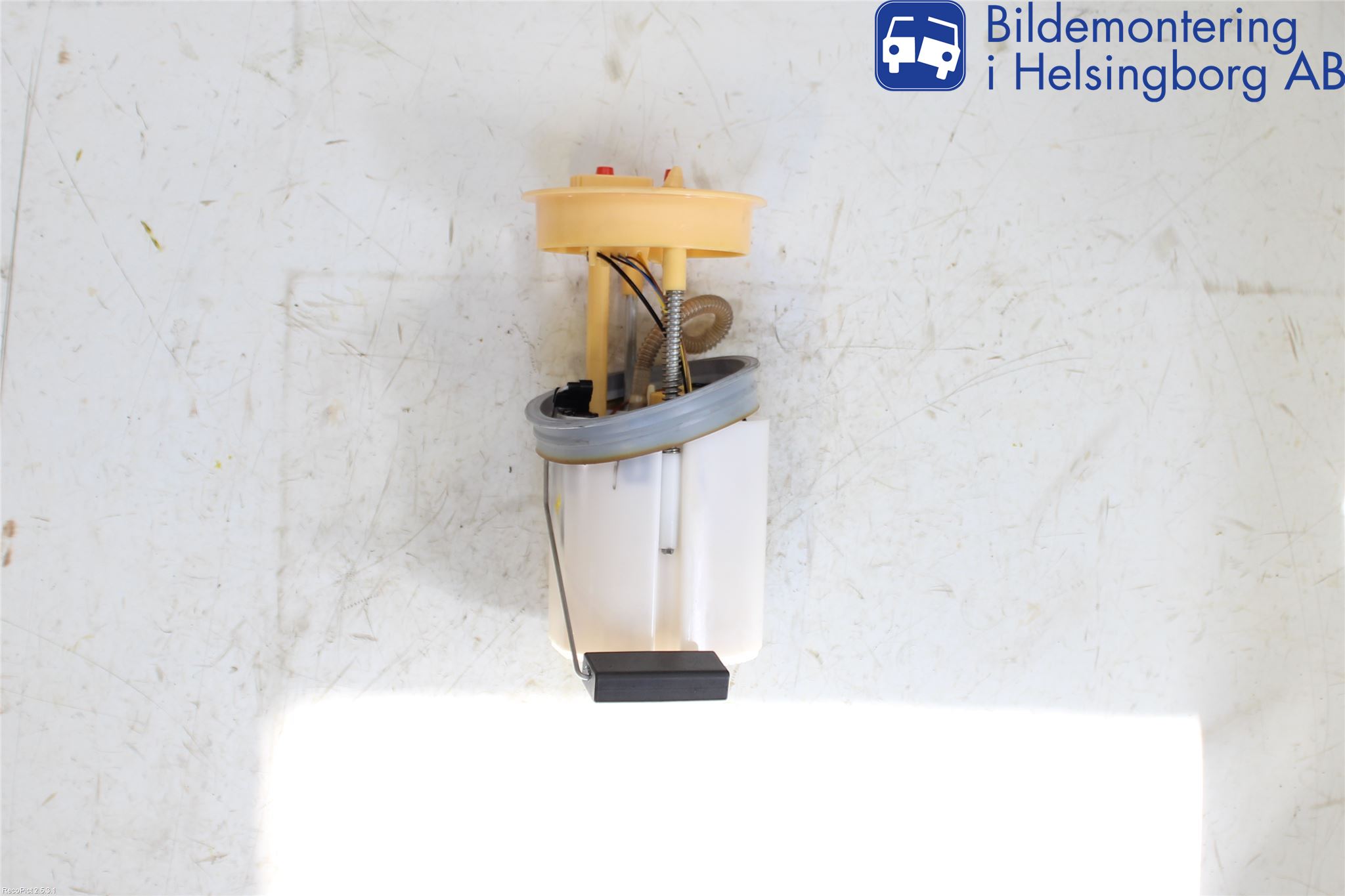 Volkswagen VW POLO 10-17 Bränslepump El