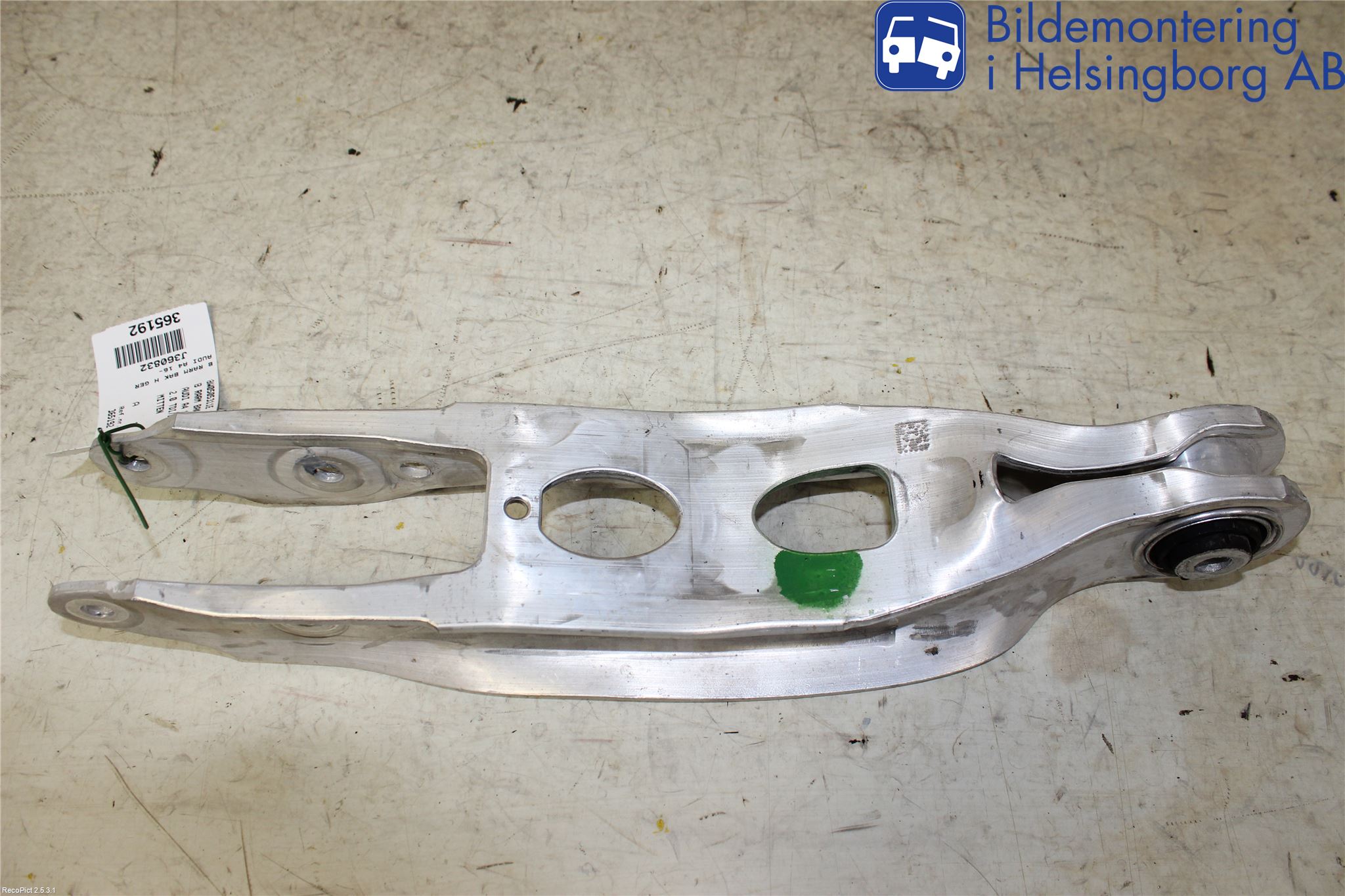 Audi A4/S4 B9 16-19 Bärarm Bak Höger