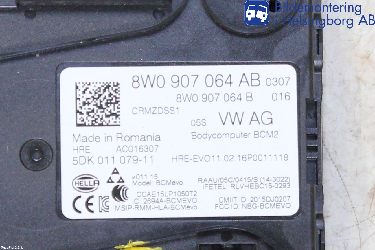 Audi A4/S4 B9 16-19 Komfort Styrdon