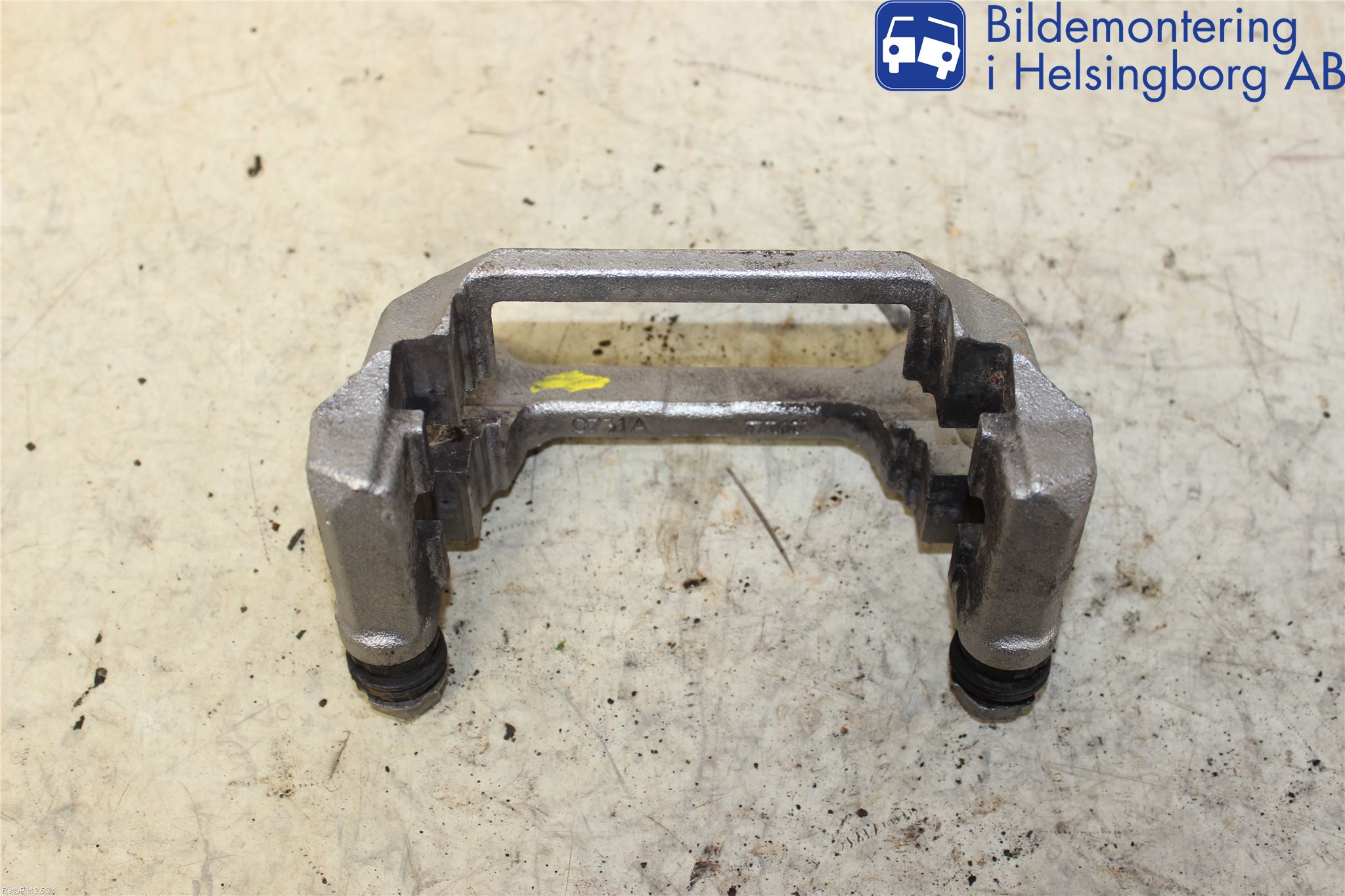 Audi A4/S4 B9 16-19 Bromsokshållare