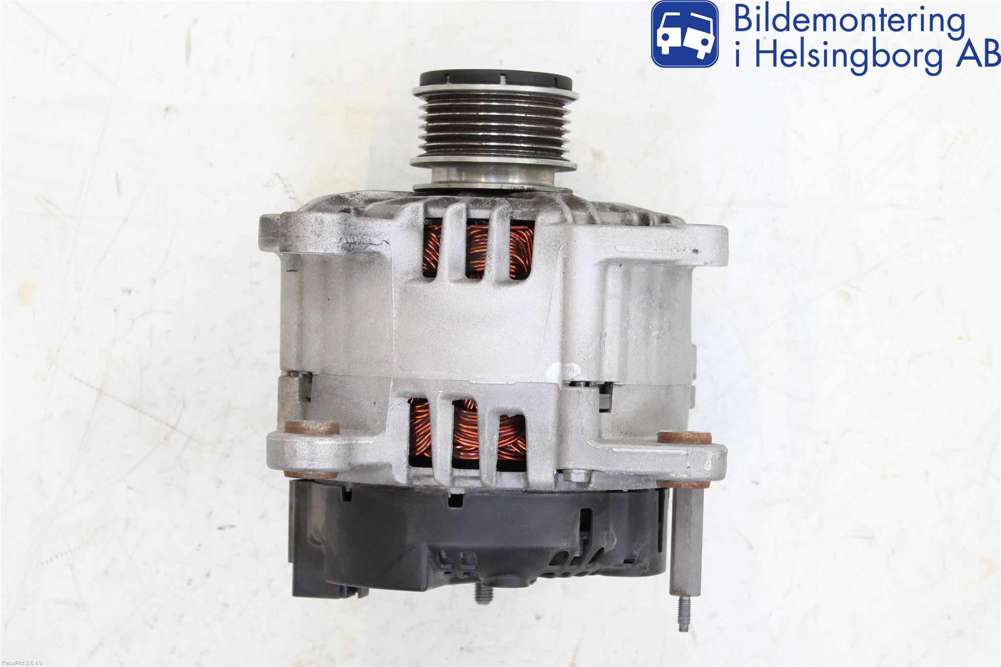 Volkswagen VW GOLF VI 09-13 Generator