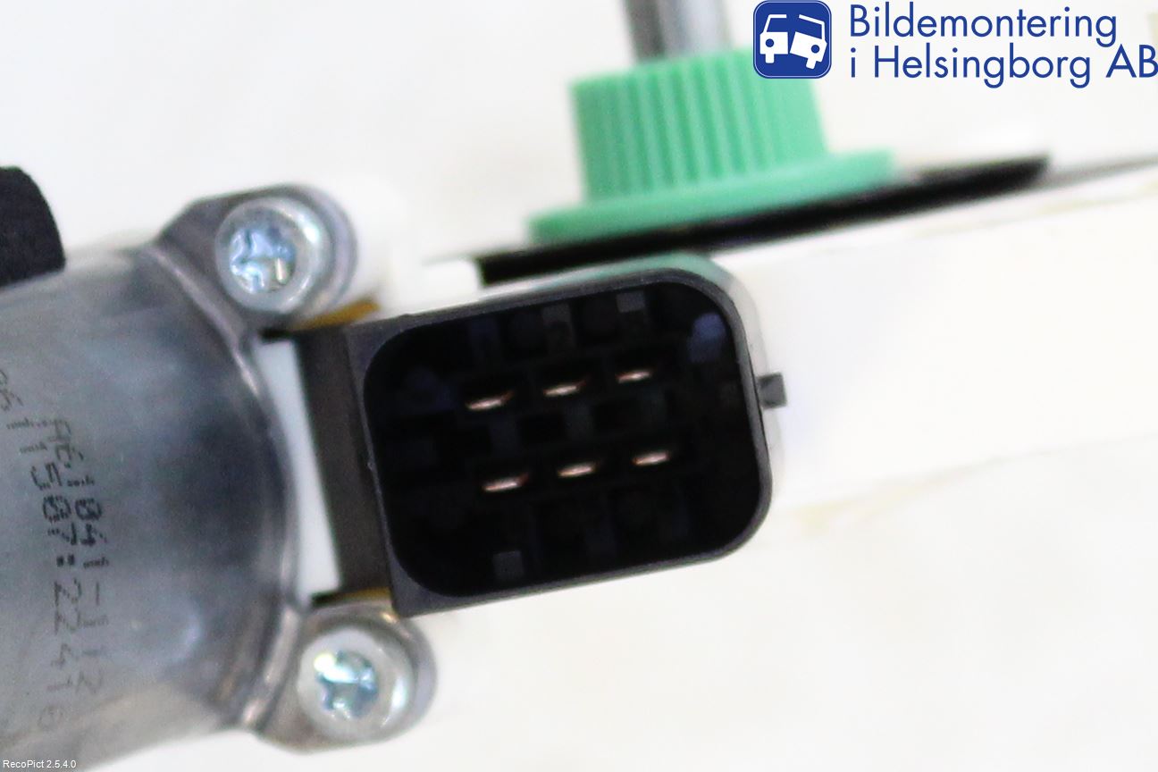 Mercedes-Benz MB CLA-KLASS (C117/X117) 13-19 Fönsterhissmotor