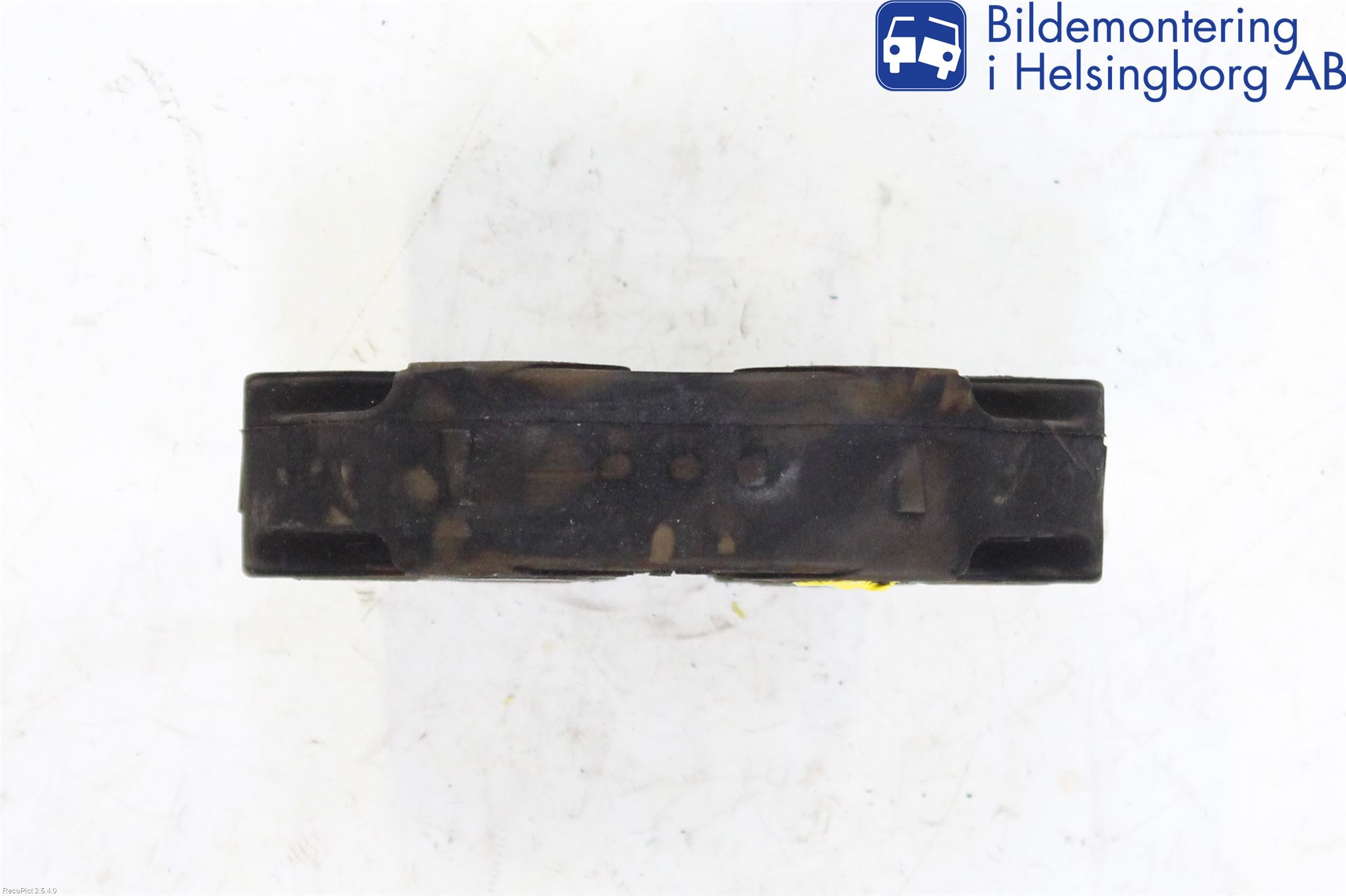 BMW 5 E60/61 Sed/Tou 02-10 Mellanaxel Gummiknut