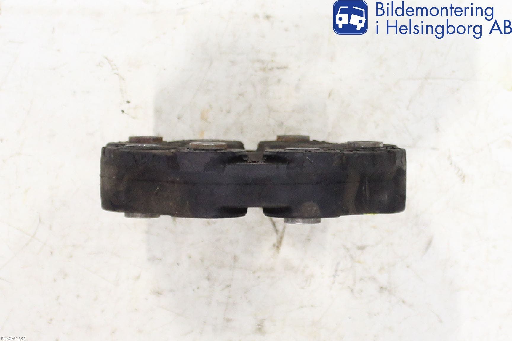 Mercedes-Benz MB VITO/V-KLASS (W640,W447,W448) 14- Mellanaxel Gummiknut