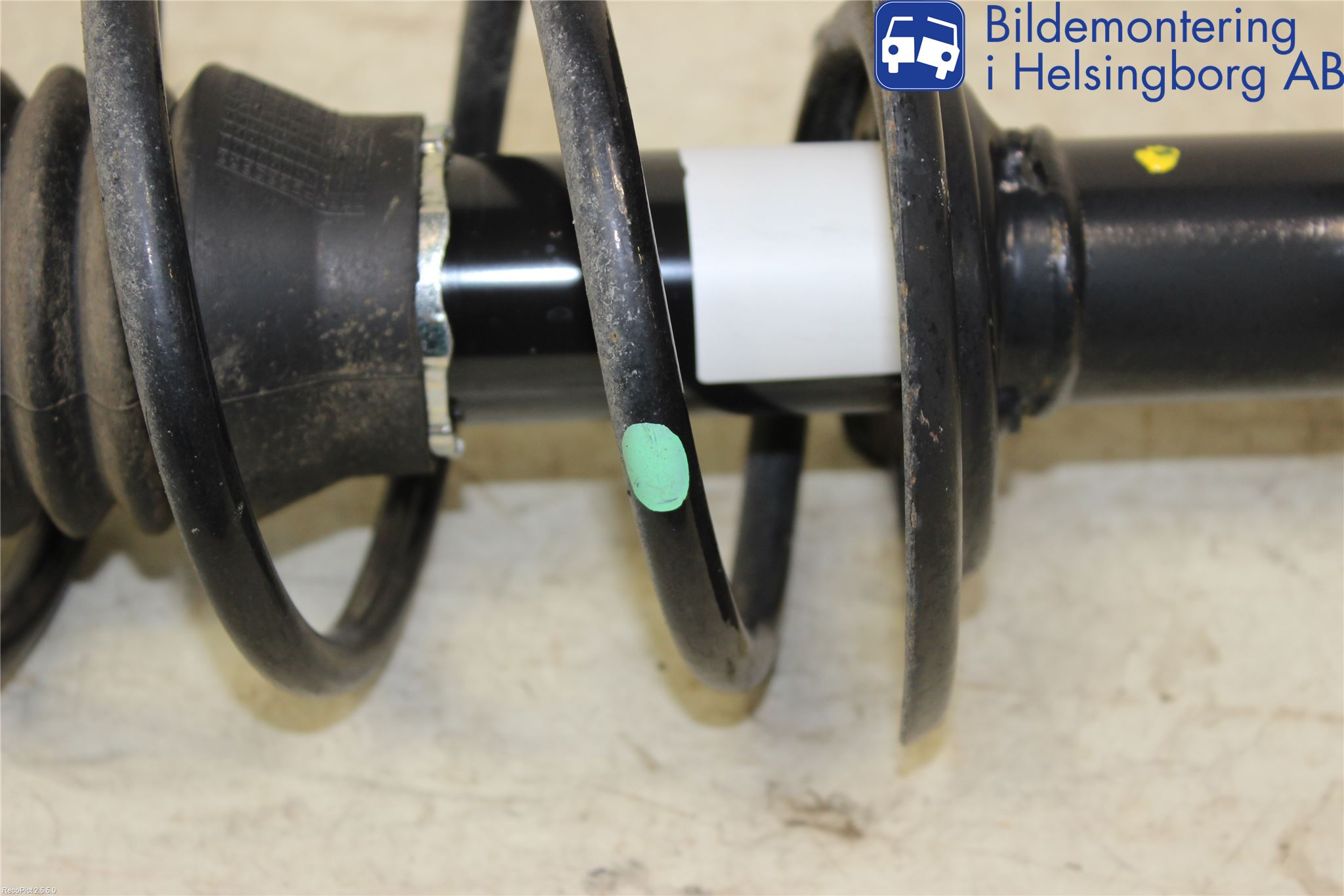 Peugeot 108 15-22 Fjäderben Fram Höger