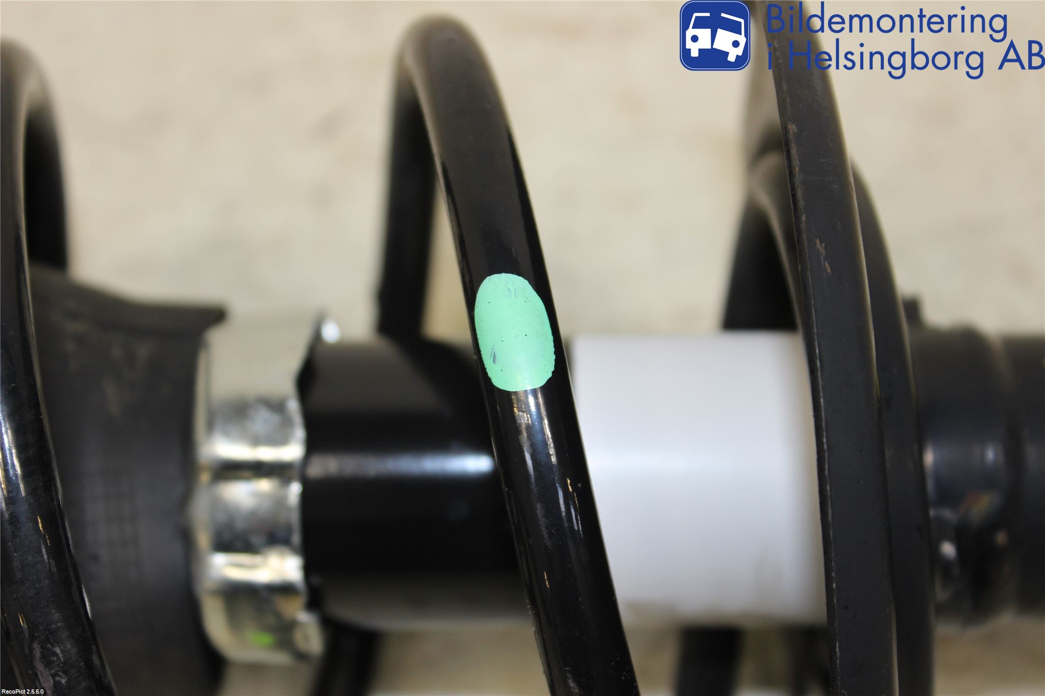 Peugeot 108 15-22 Fjäderben Fram Vänster