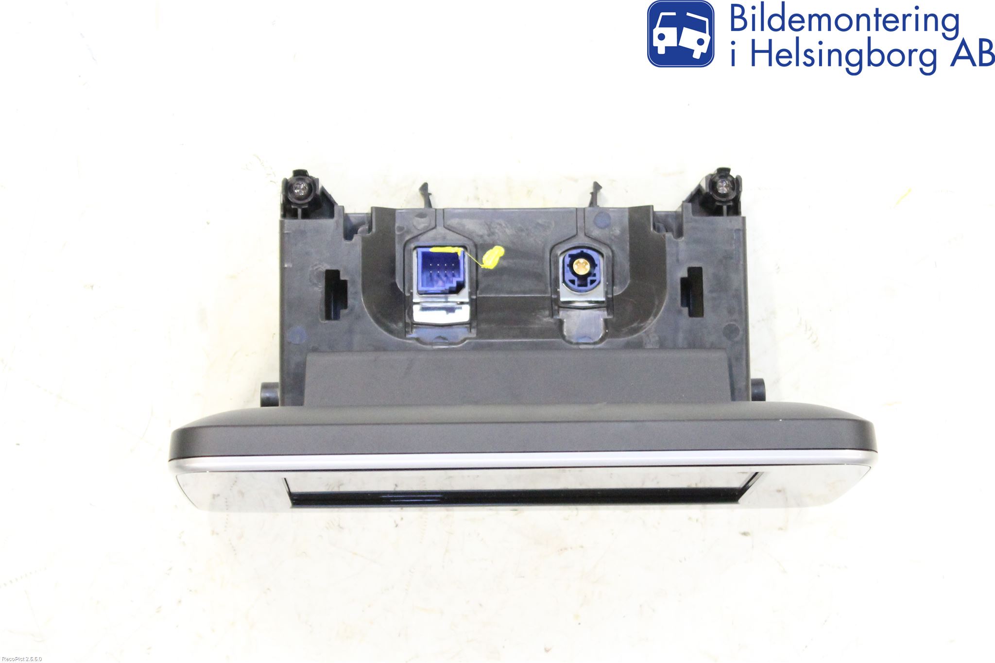 Mercedes-Benz MB C-KLASS (W205) 14-21 Kontrolldisplay