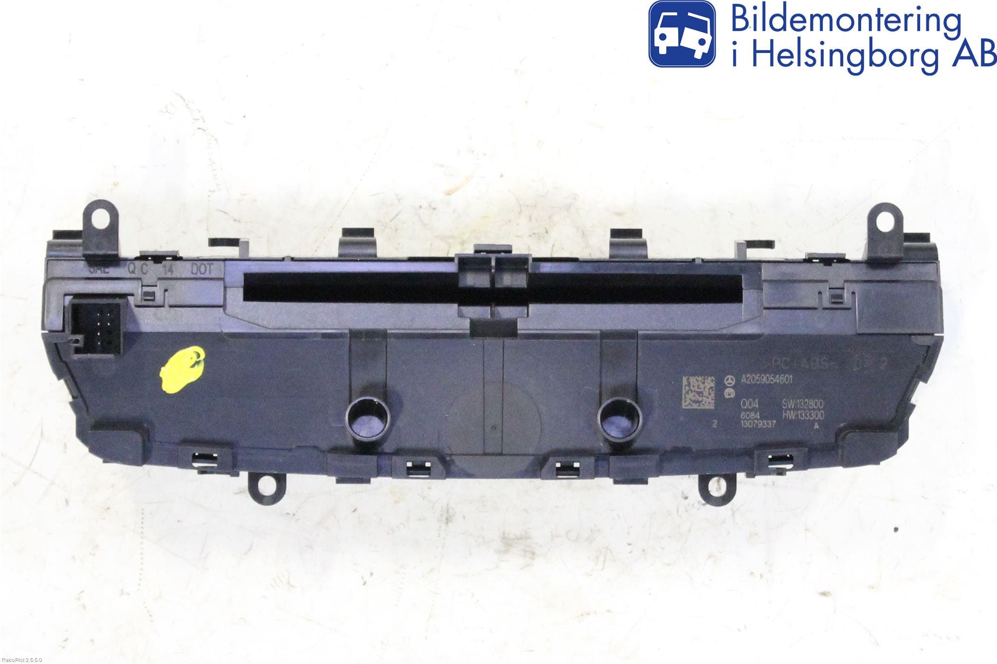 Mercedes-Benz MB C-KLASS (W205) 14-21 Cd Radio - Multimediapanel