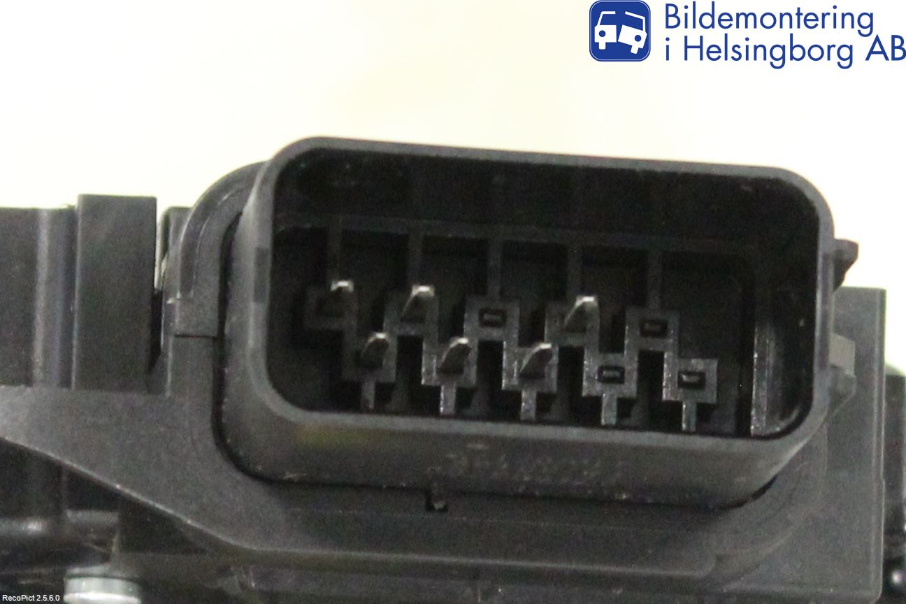 Ford FOCUS C-MAX I 07-10 Centrallåsmotor Höger