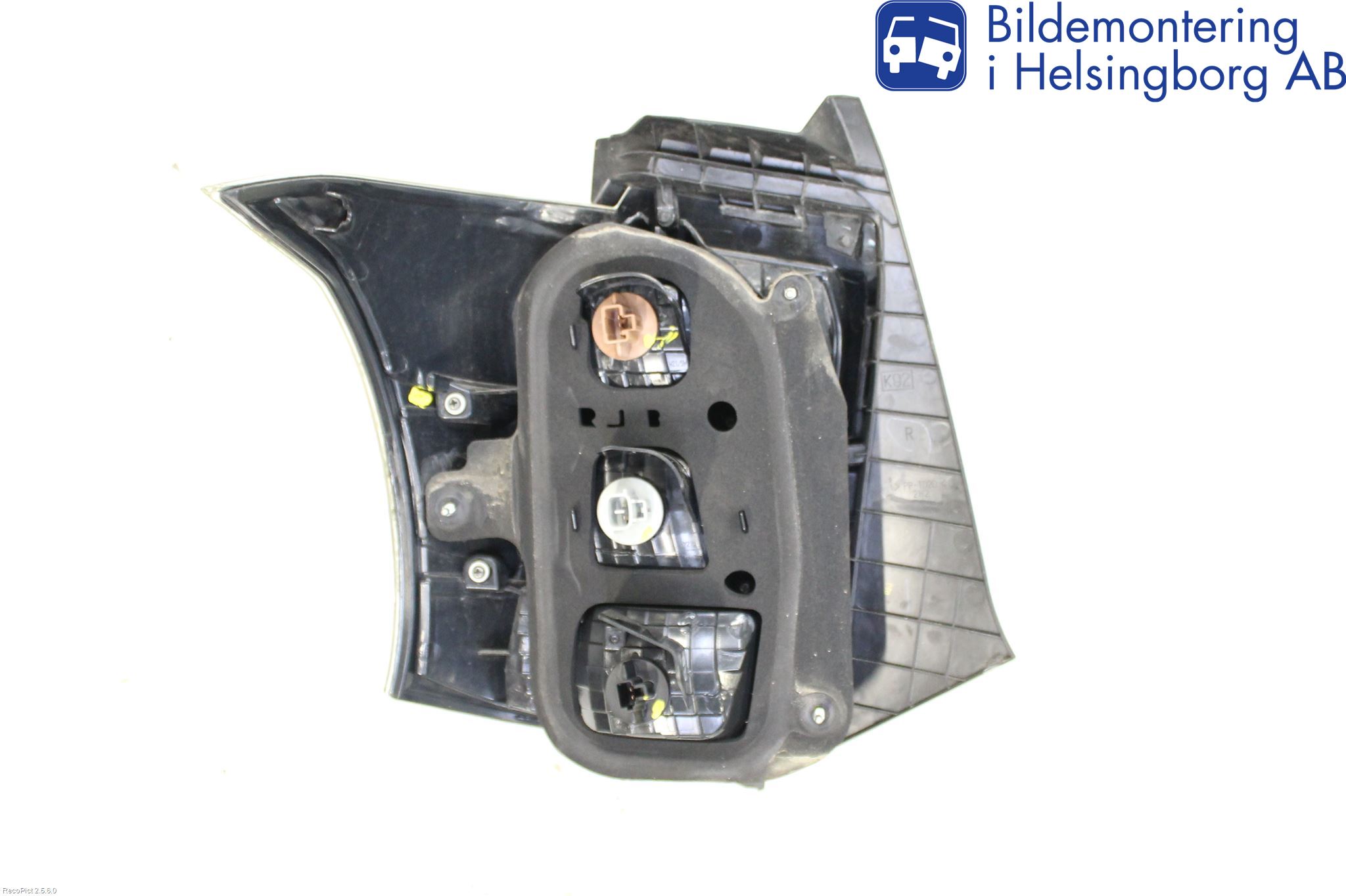 Toyota iQ Bakljus Höger