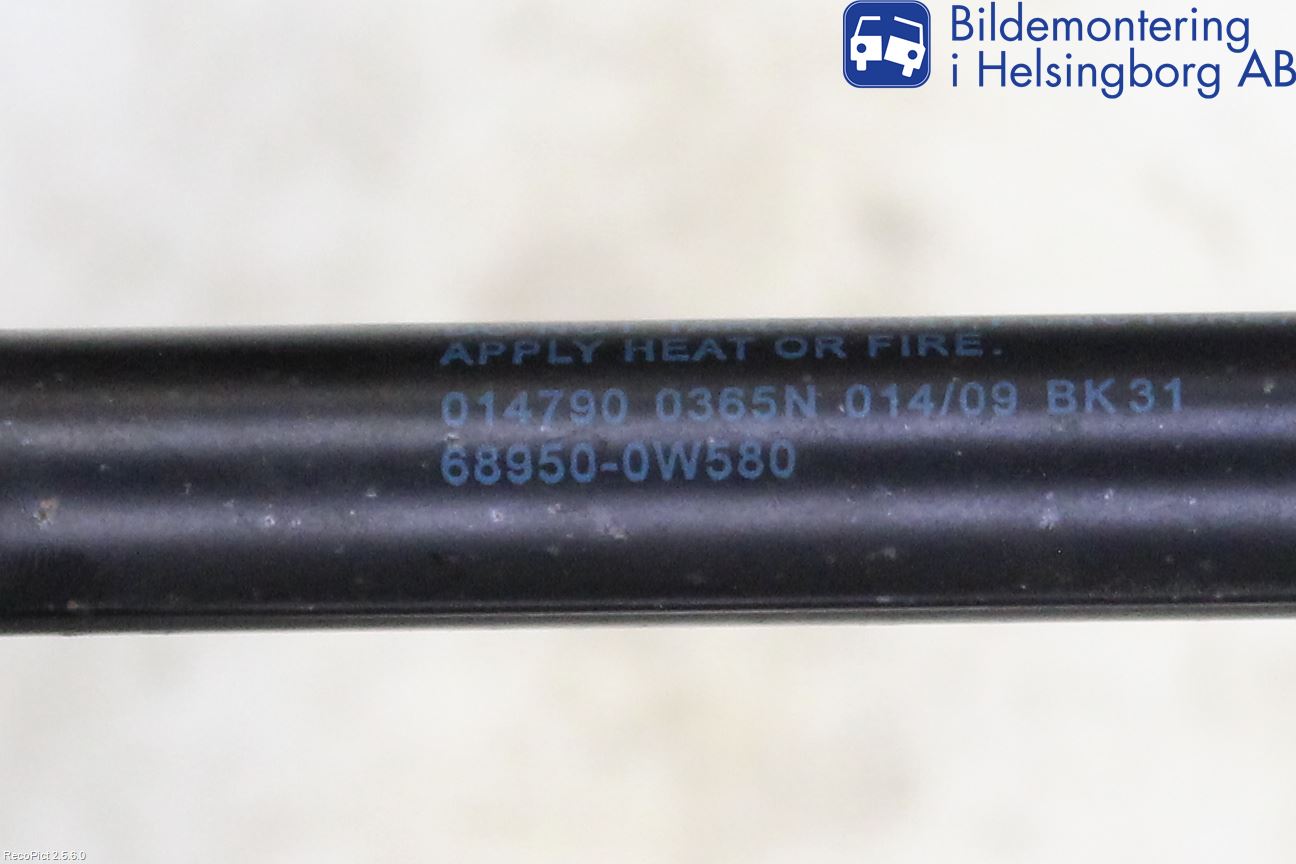 Toyota iQ Gasfjäder Baklucka