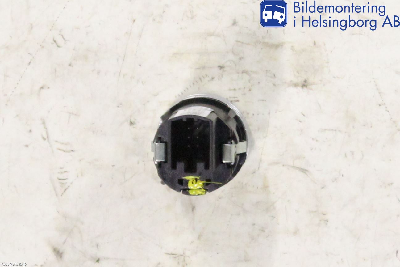 Audi A6 ALLROAD 12-18 Startknapp Personbil