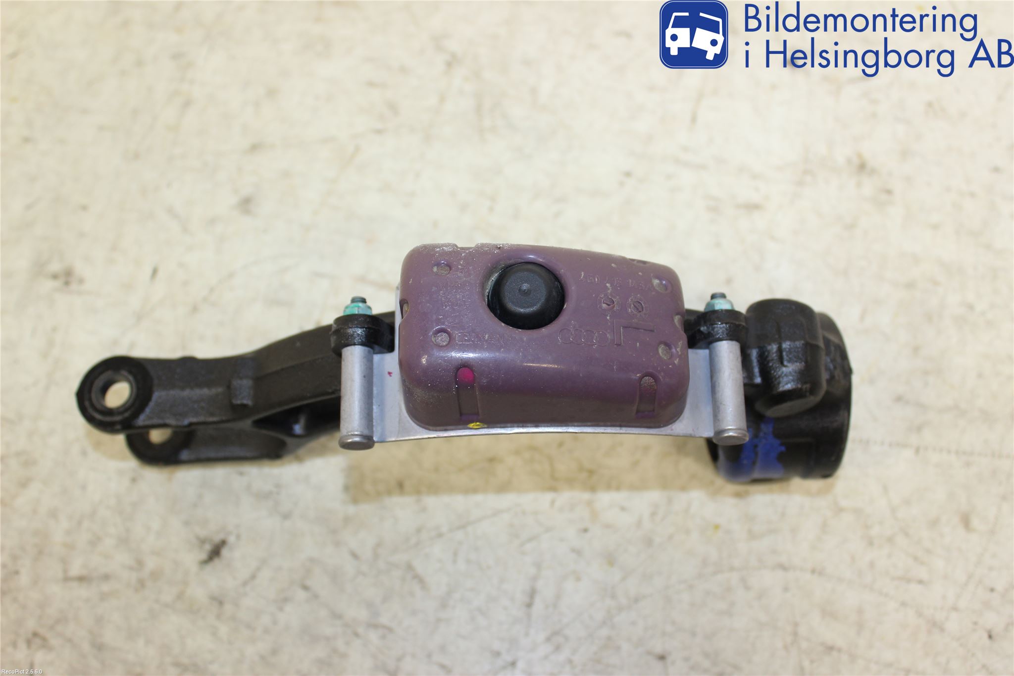 Audi A6 ALLROAD 12-18 Fjäderben Fram Vänster