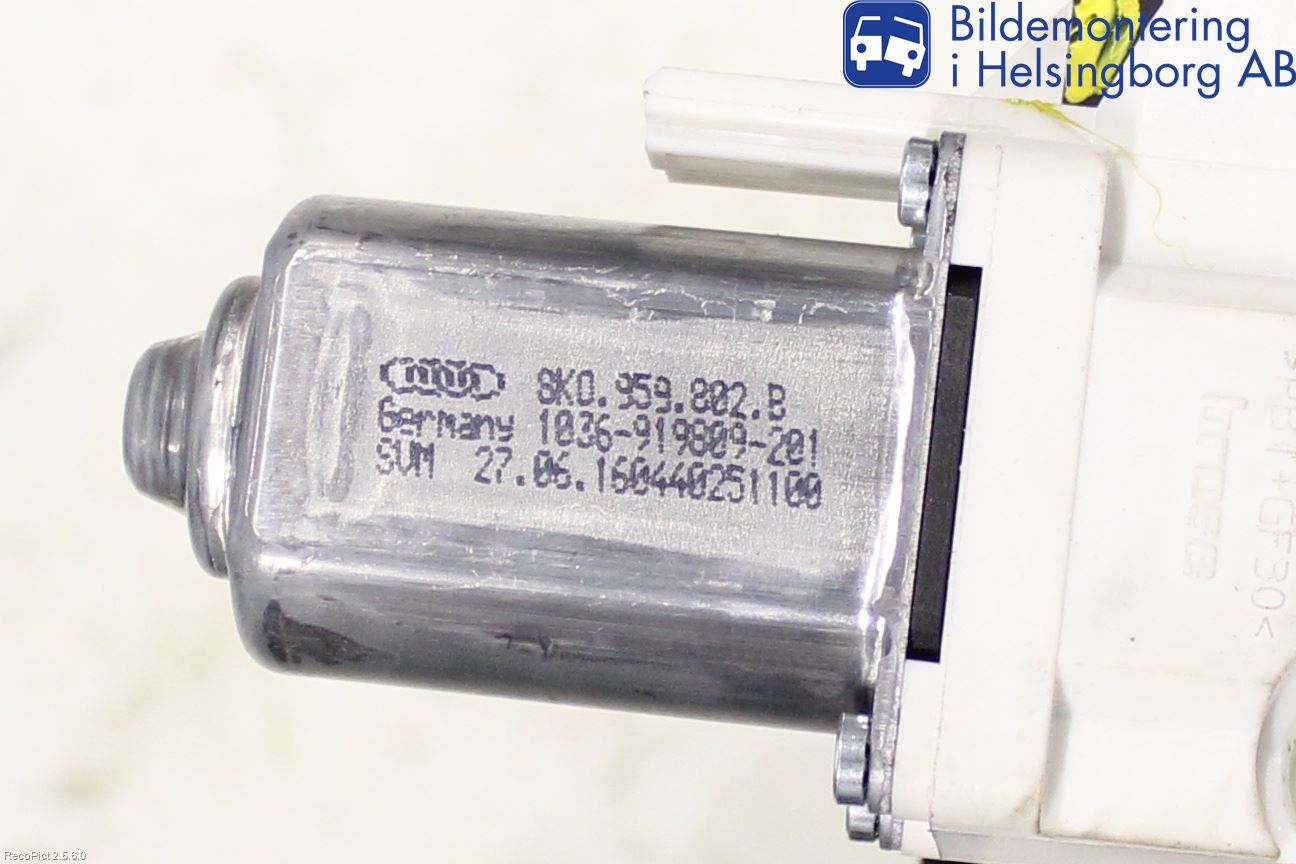 Audi A6 ALLROAD 12-18 Fönsterhissmotor