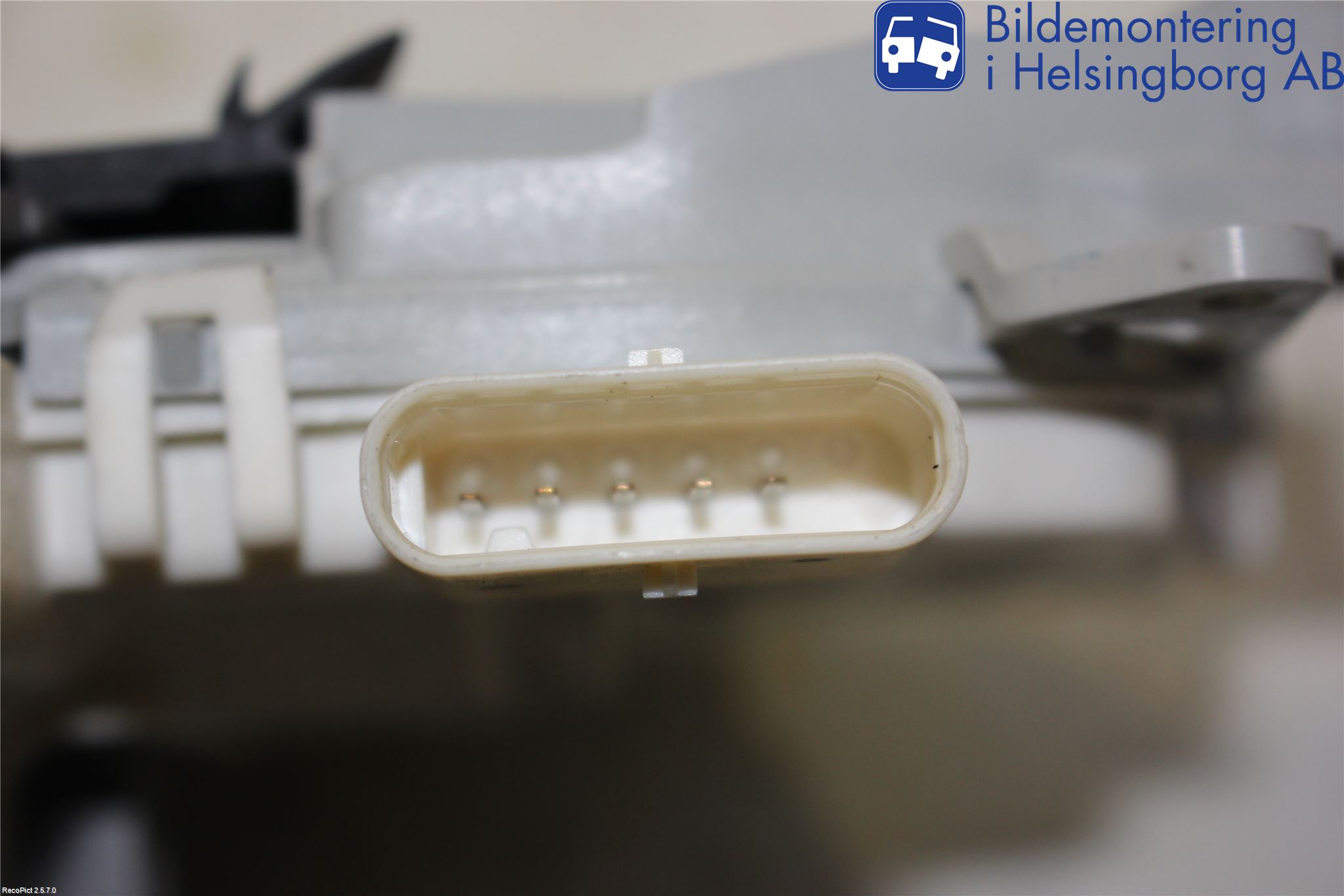 Audi A4 12-15 Centrallåsmotor Vänster