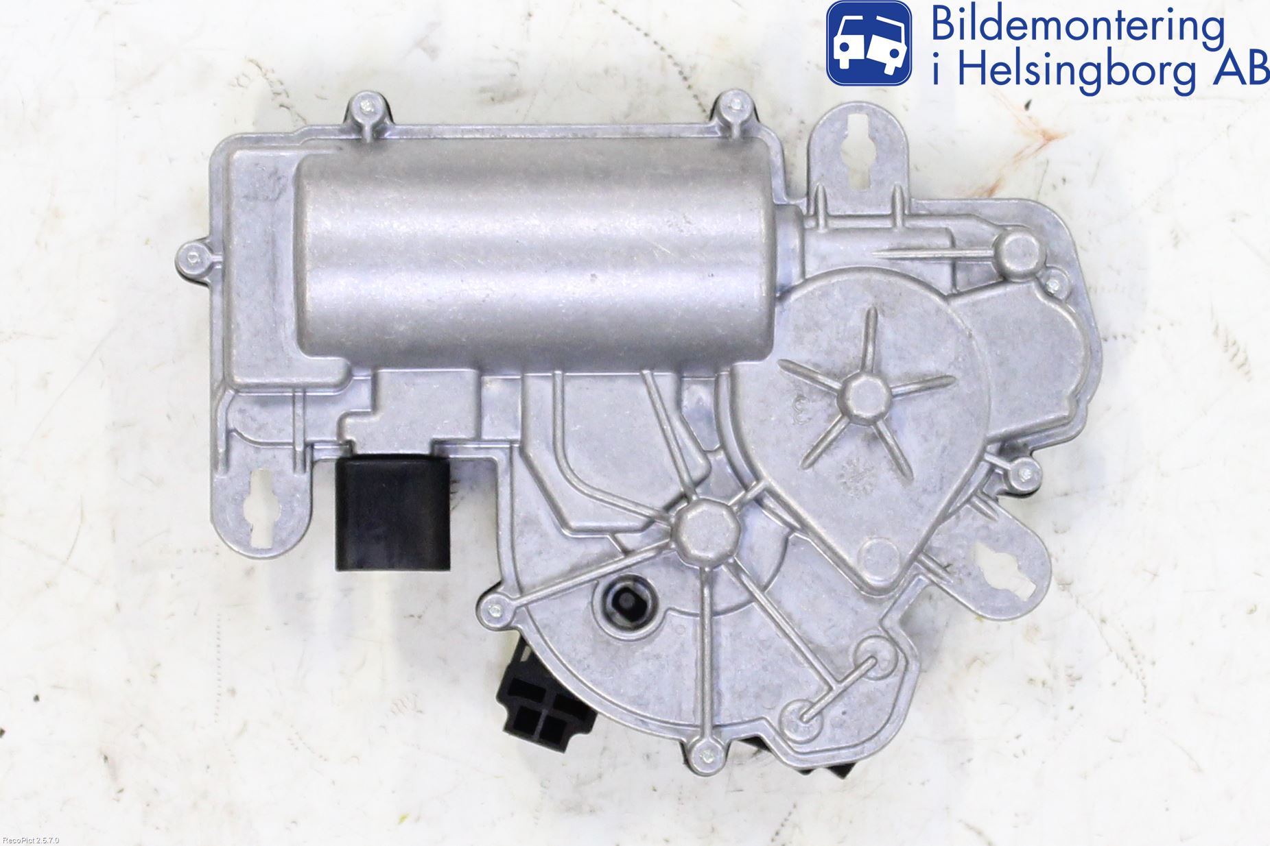 Volkswagen VW PASSAT 15-19 Bakluckeöppnare Automatisk