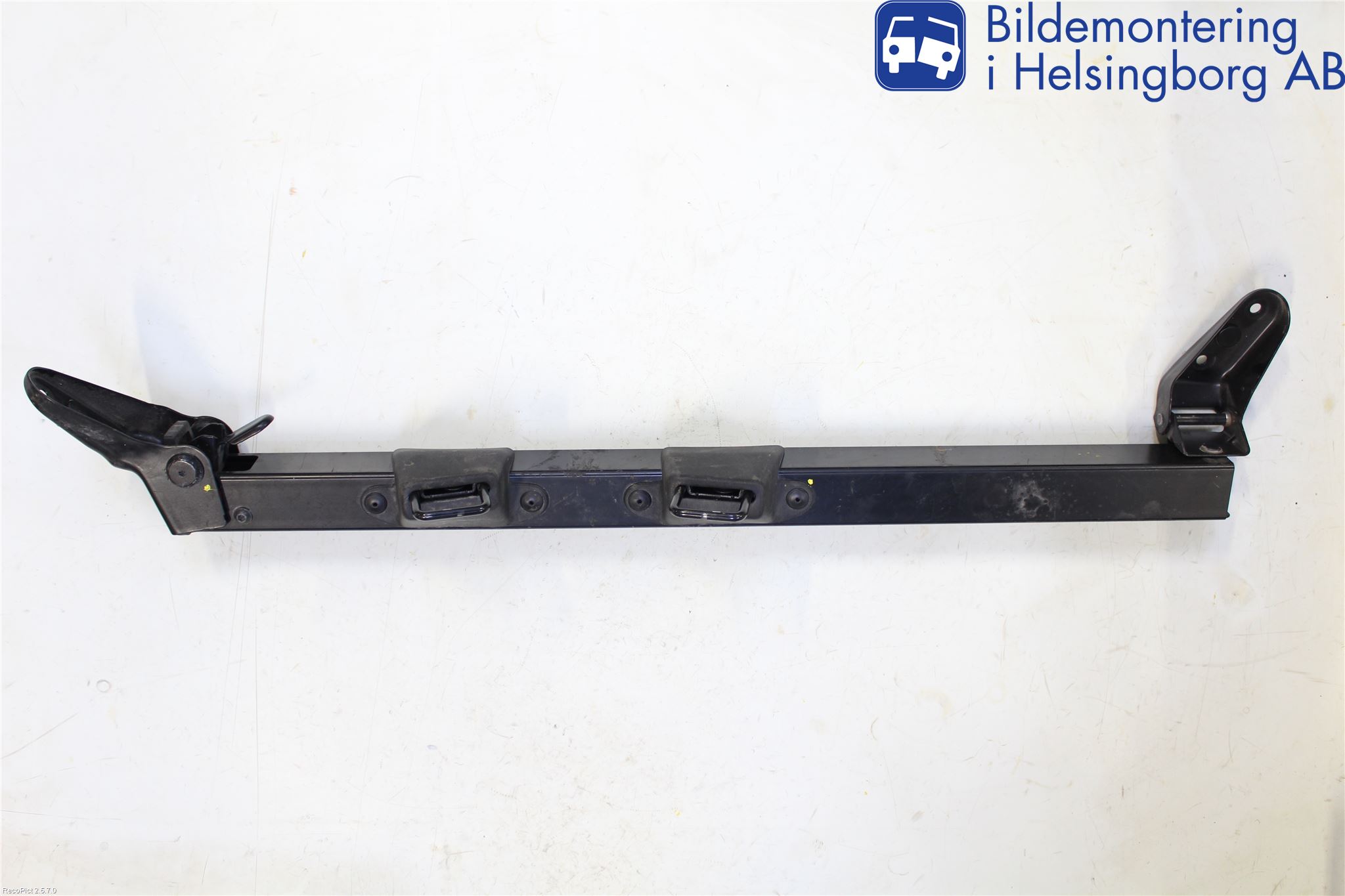 Volkswagen VW CADDY      04-10 Taklucka