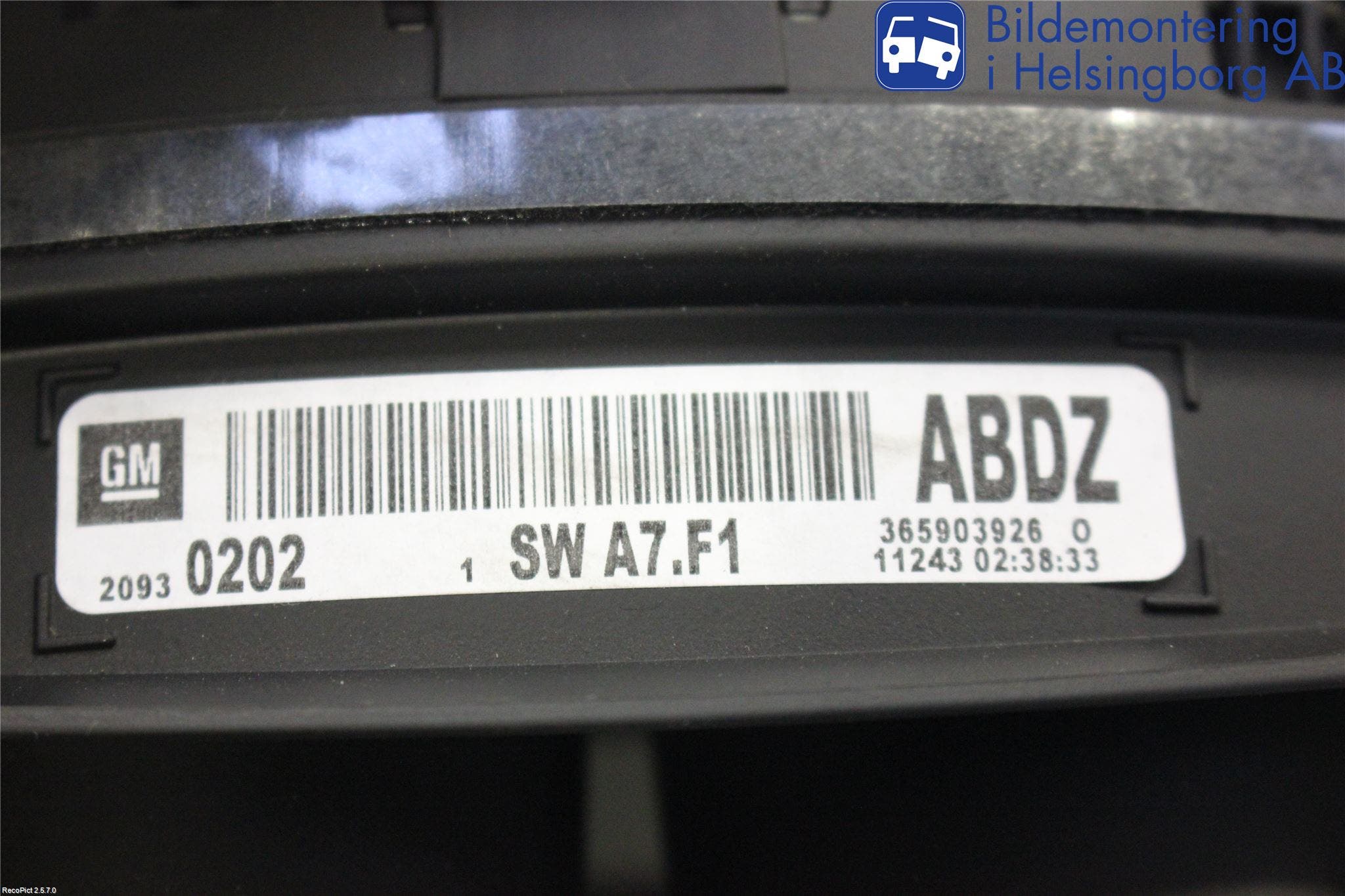 Opel INSIGNIA 09-16 Instrument Komb