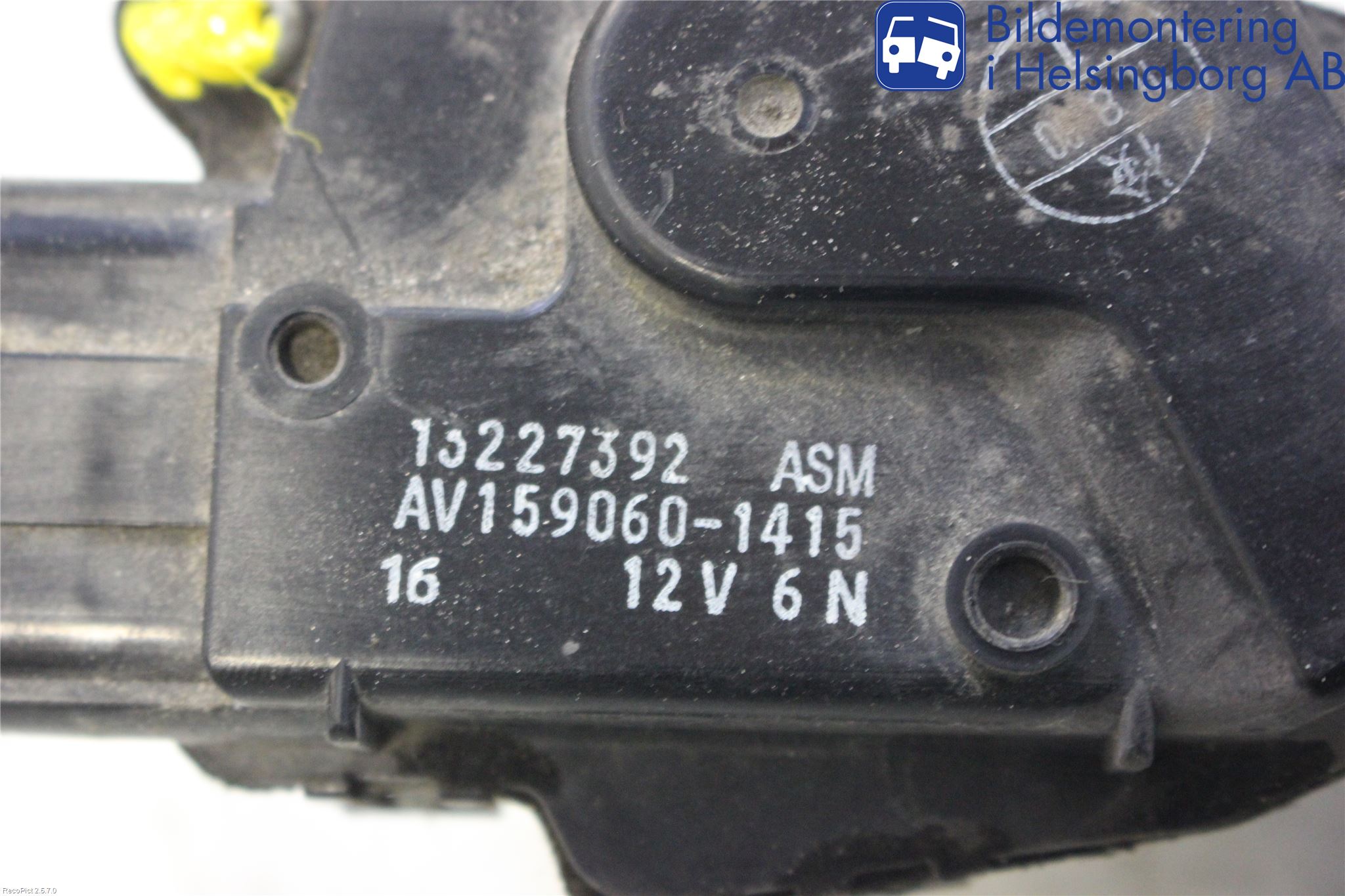 Opel INSIGNIA 09-16 Torkarmotor Vindruta