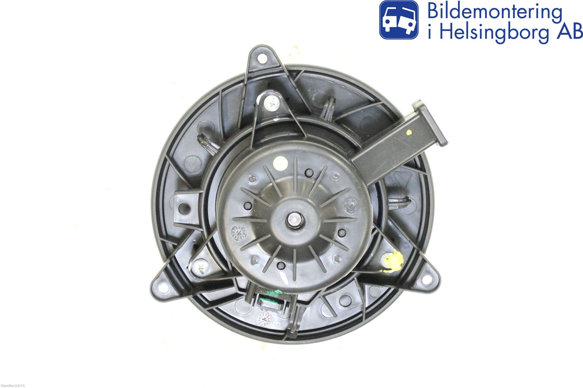 Opel INSIGNIA 09-16 Värmefläkt