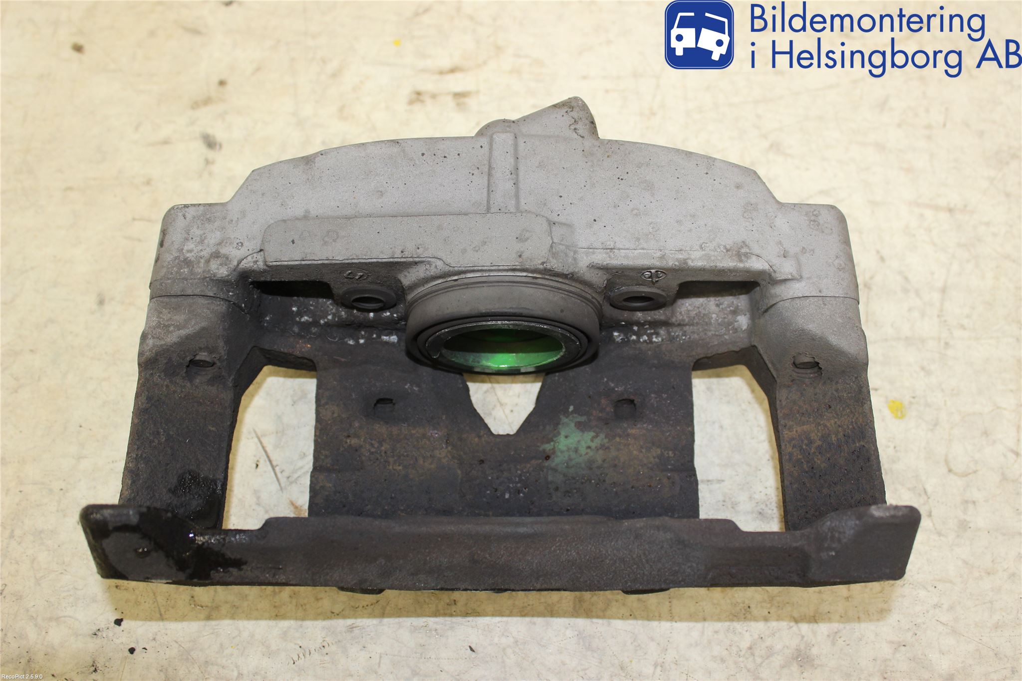 Volvo V70 08-13 Bromsok Fram Höger