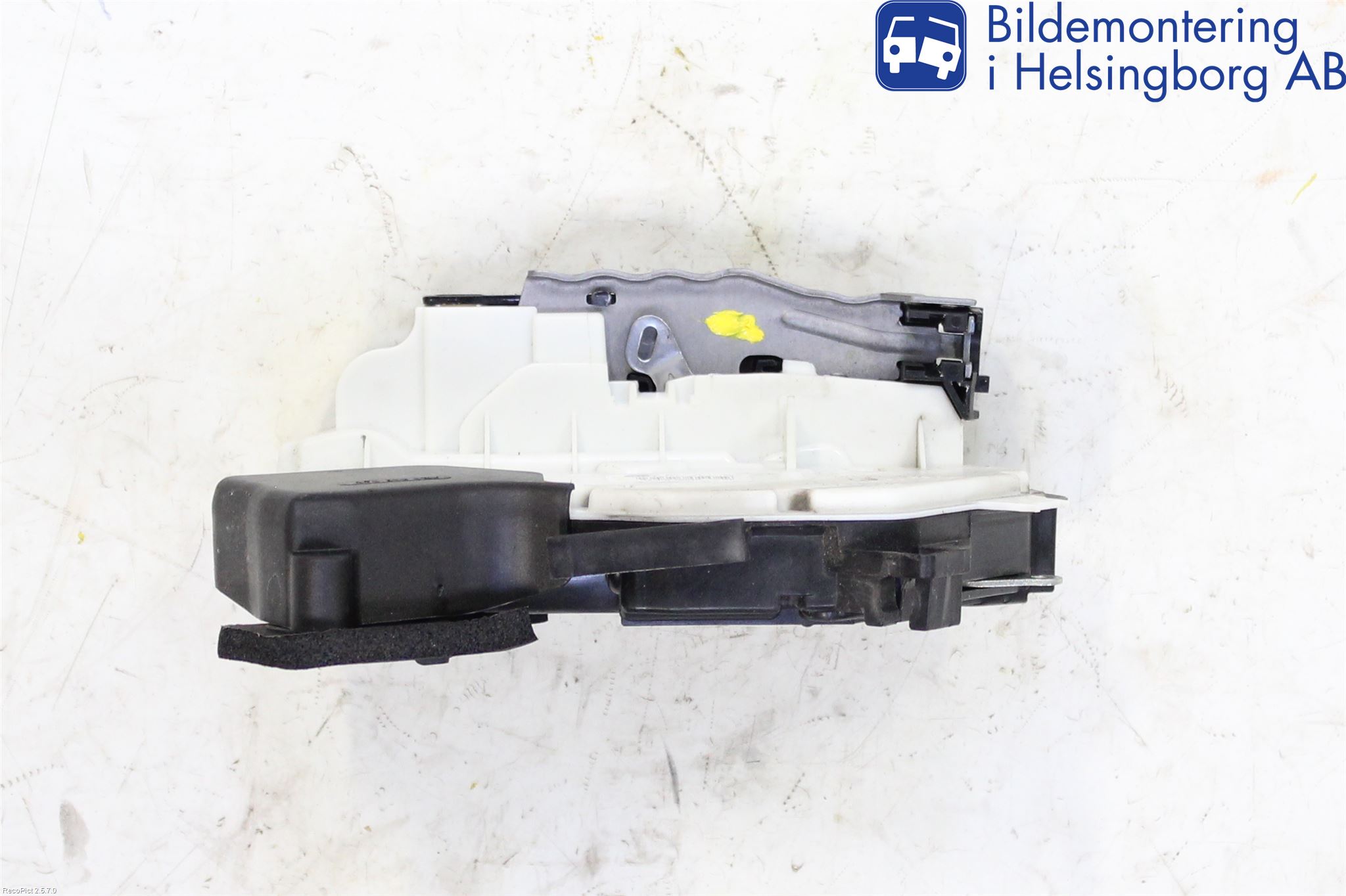 Volkswagen VW PASSAT 15-19 Centrallåsmotor Vänster