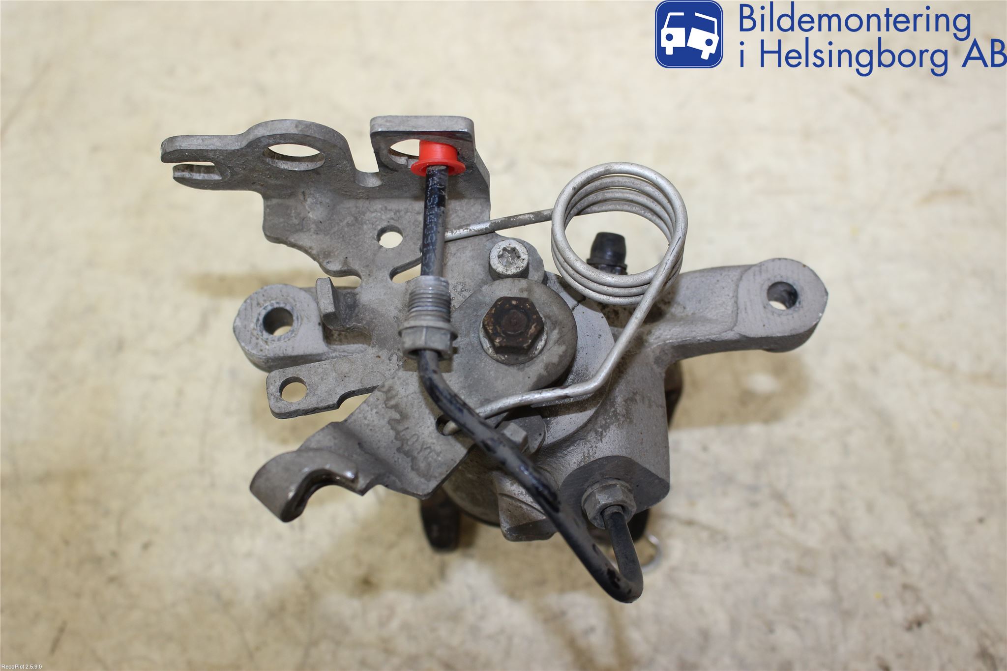 Volkswagen VW CADDY 11-15 Bromsok Bak Höger