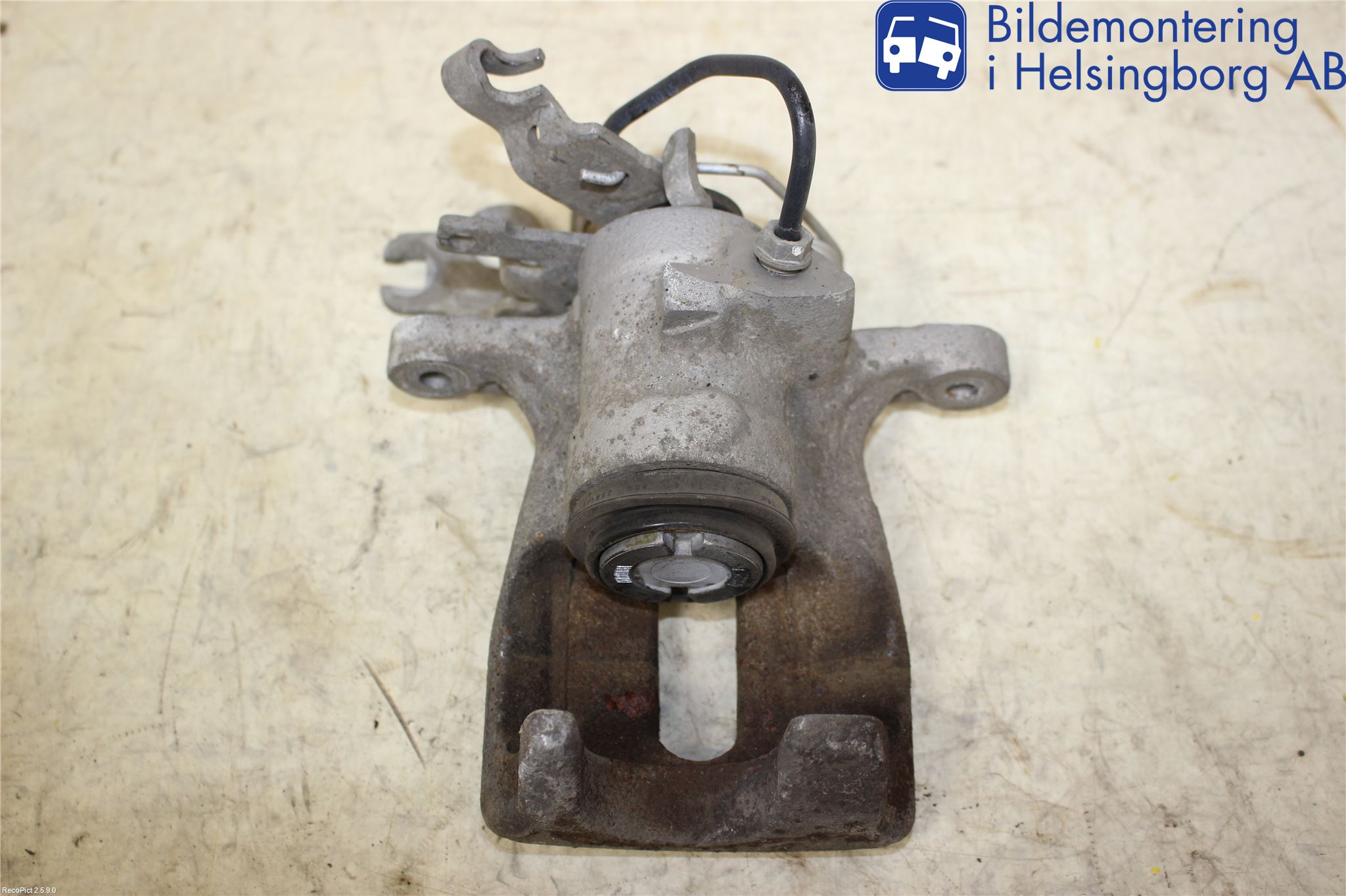 Volkswagen VW CADDY 11-15 Bromsok Bak Höger