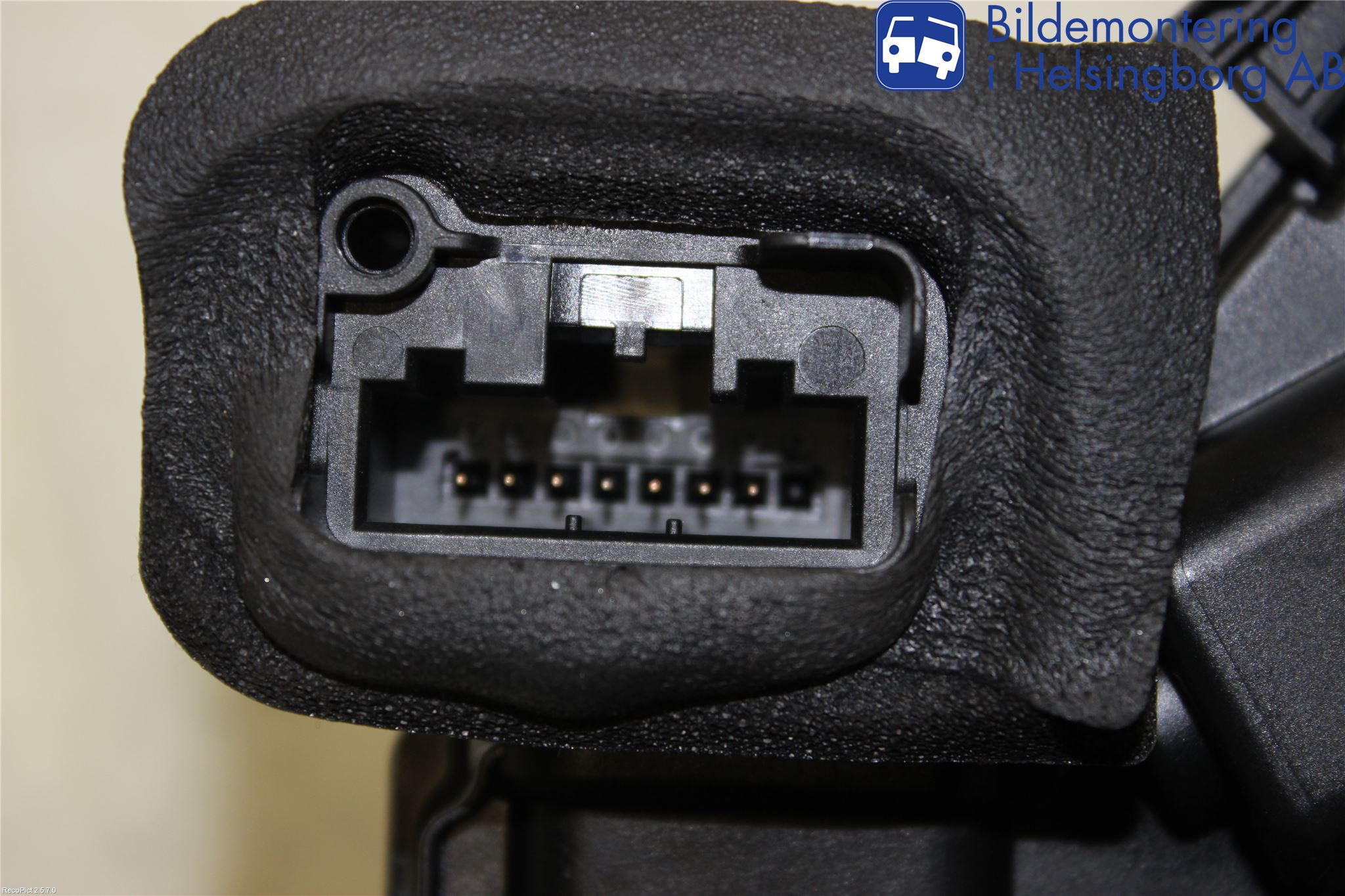 Skoda RAPID Centrallåsmotor Vänster