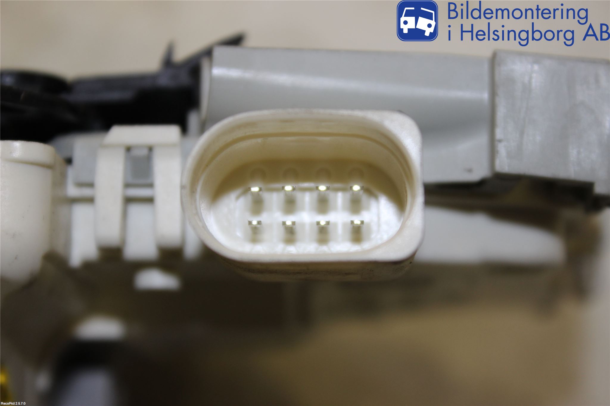 Audi A4/S4 B9 16-19 Centrallåsmotor Vänster