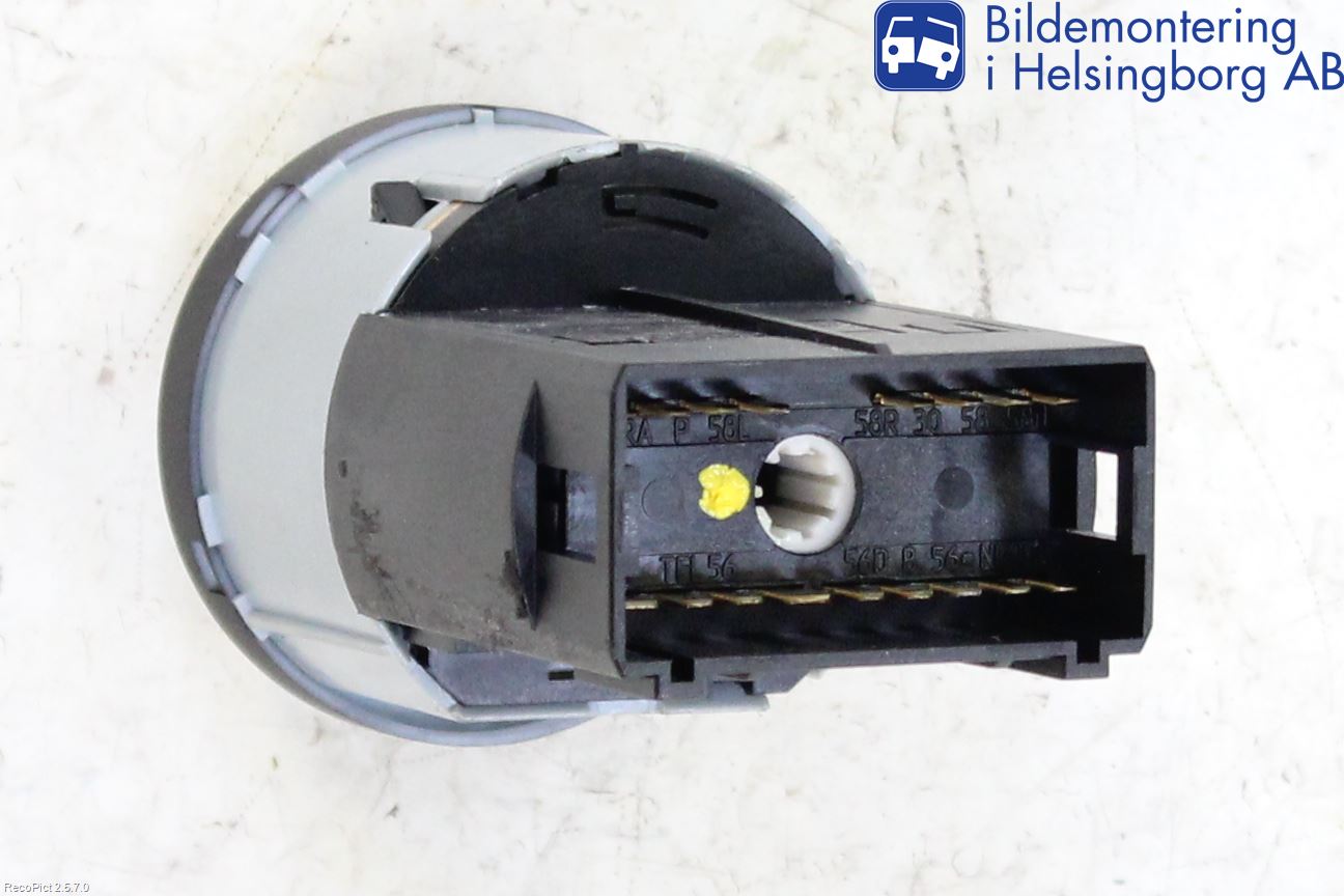 Skoda RAPID Strömställare Ljus