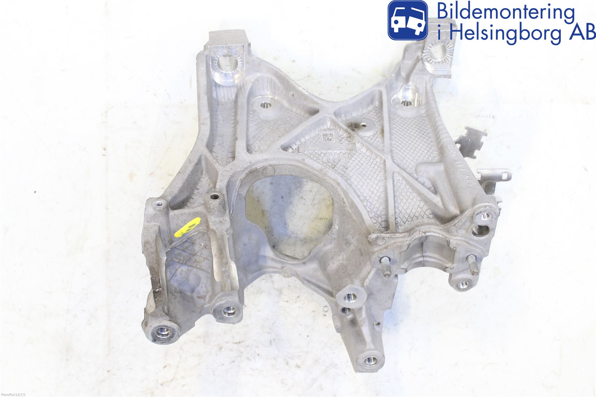 Audi A4/S4 B9 16-19 Framvagn Övrigt