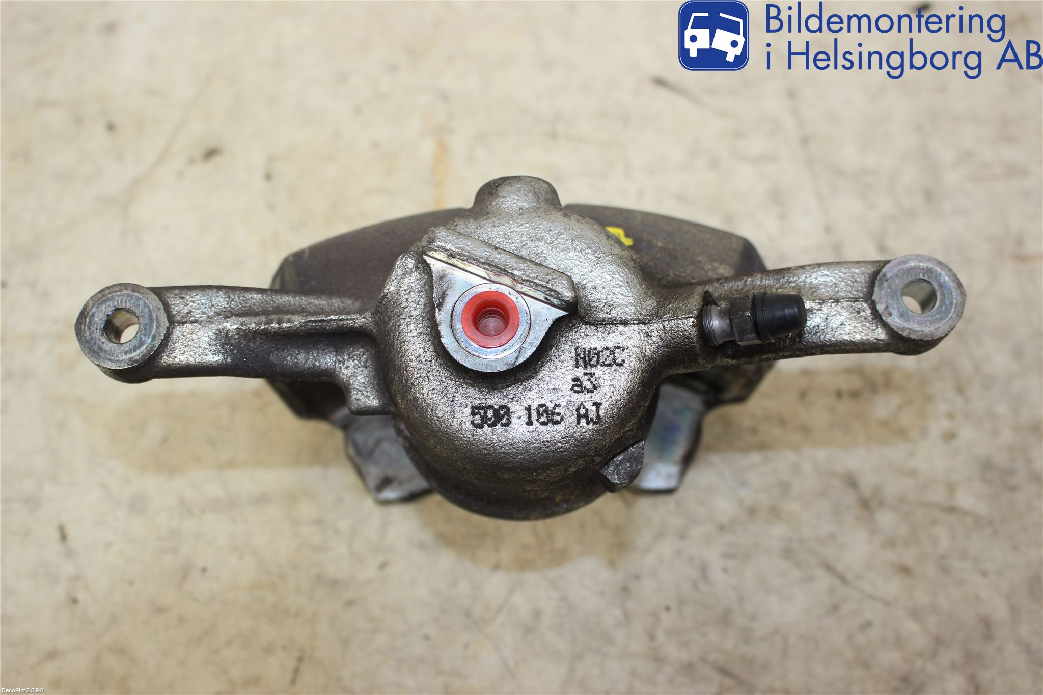 Volkswagen VW CADDY 11-15 Bromsok Fram Höger