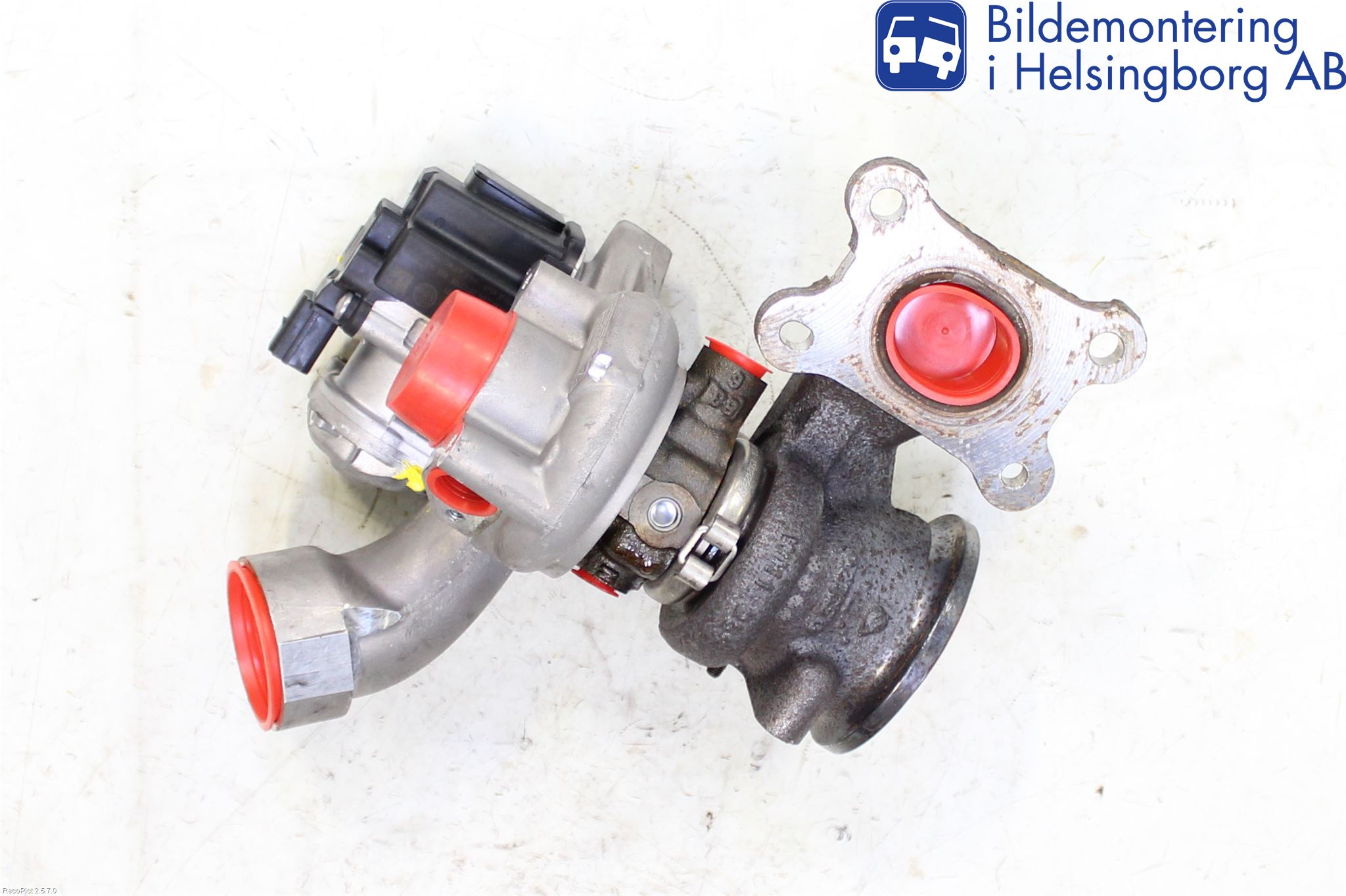 Volkswagen VW CADDY 11-15 Turboaggregat