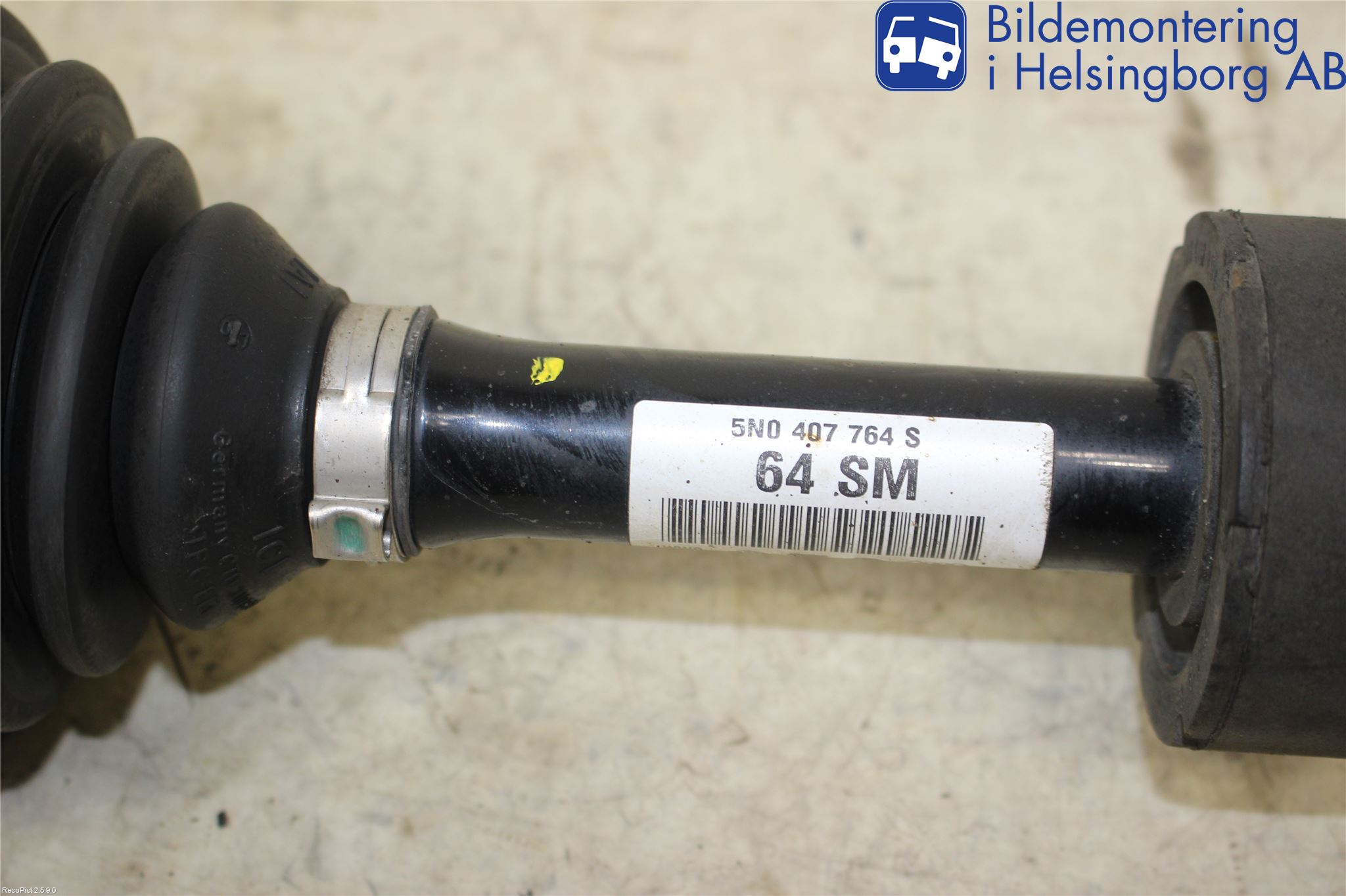 Volkswagen VW TIGUAN 07-16 Drivaxel Fram Höger