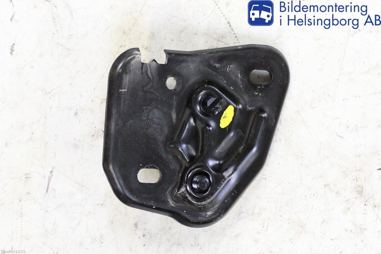 Audi A6/S6 4G 11-18 Huvlås