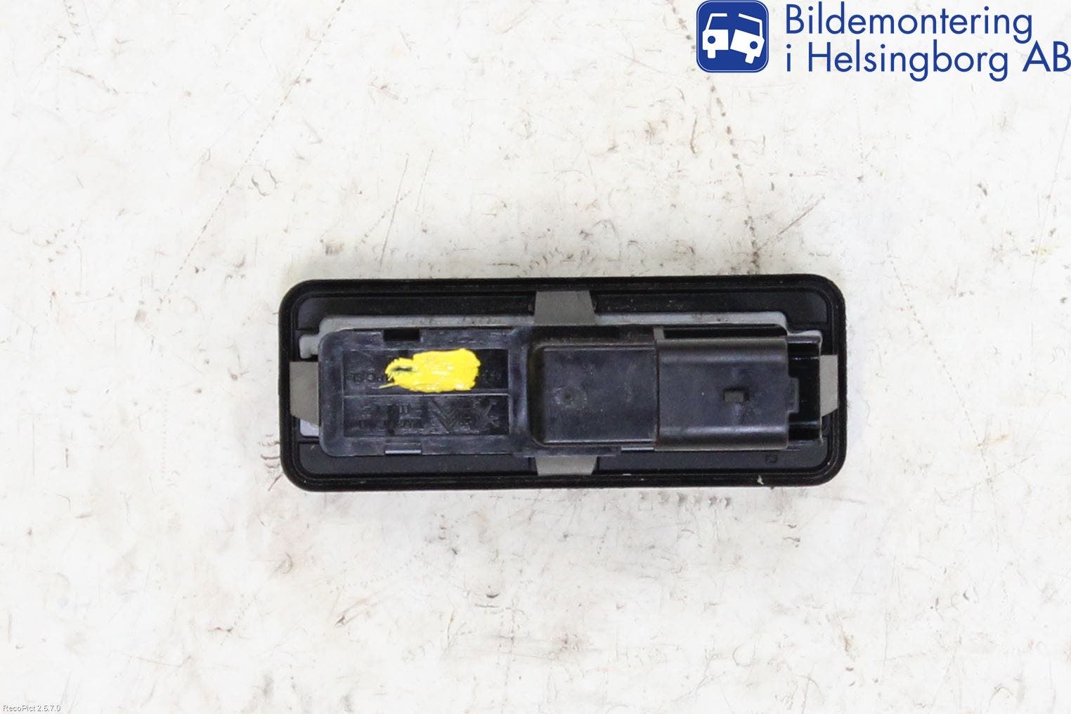 Peugeot 3008 09-16 Bakluckehandtag