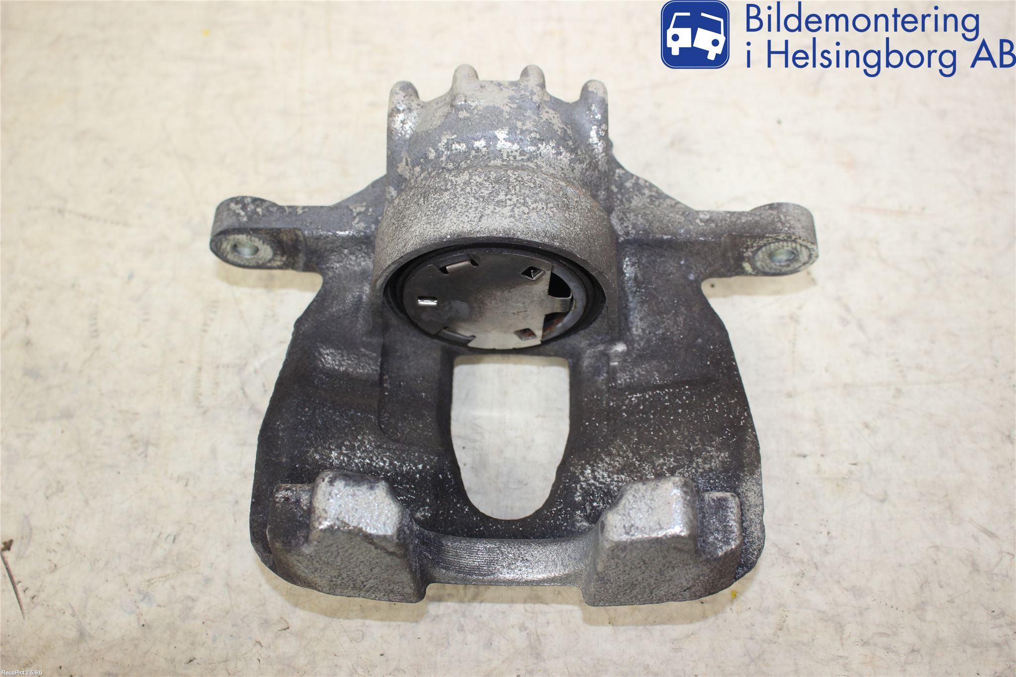 Peugeot 3008 09-16 Bromsok Fram Höger