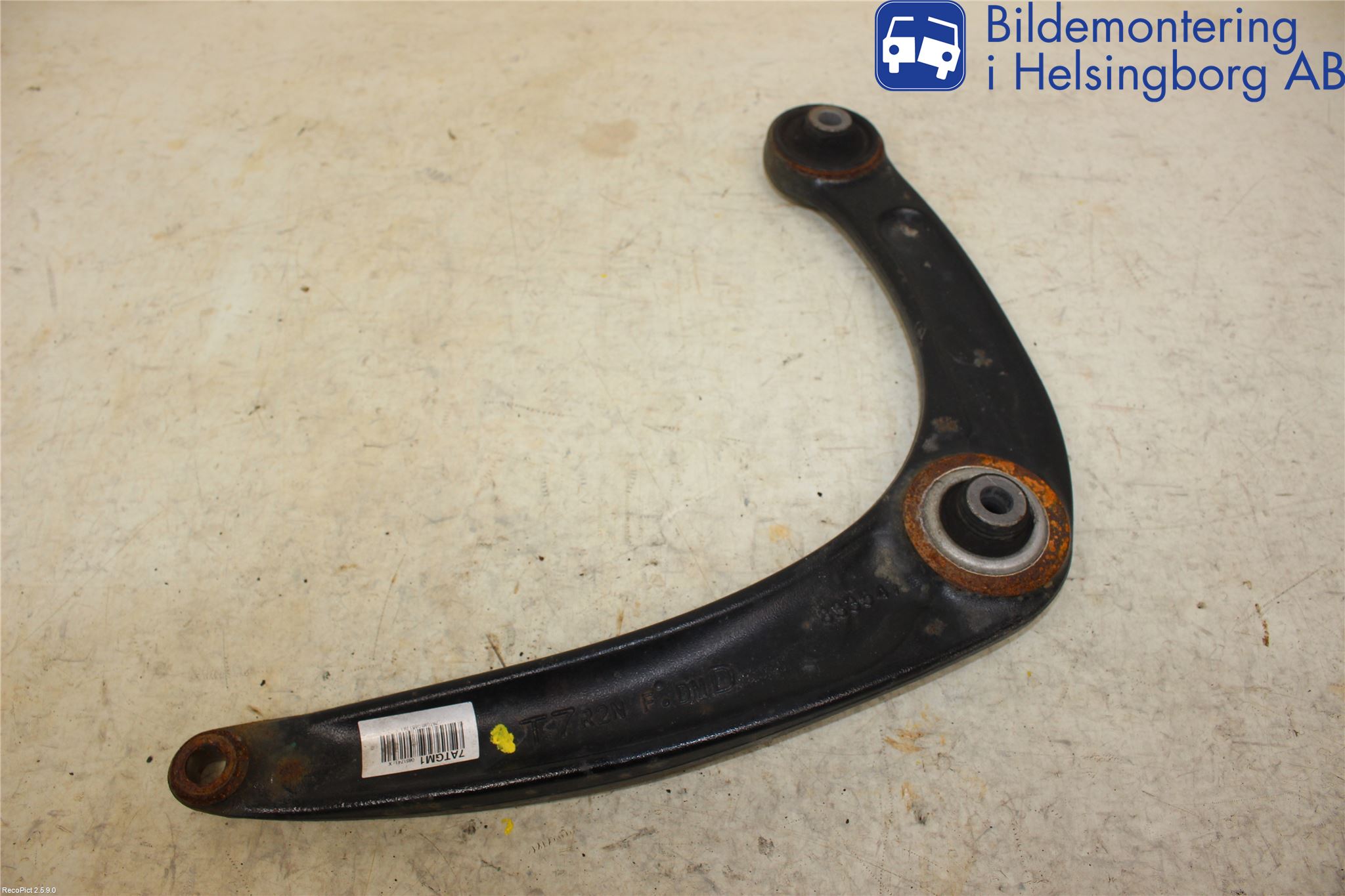 Peugeot 3008 09-16 Bärarm Fram Undre Vä