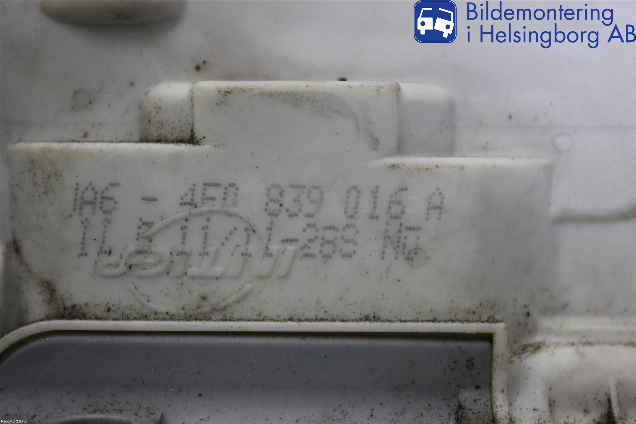 Audi A6/S6     05-11 Centrallåsmotor Höger