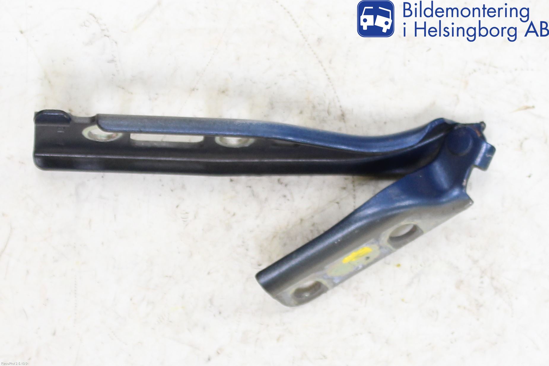 Ford FIESTA     06-08 Huvgångjärn