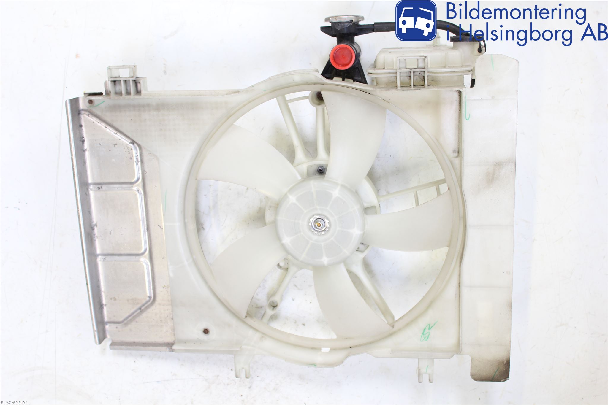 Toyota YARIS XP90 06-11 Kylfläkt El