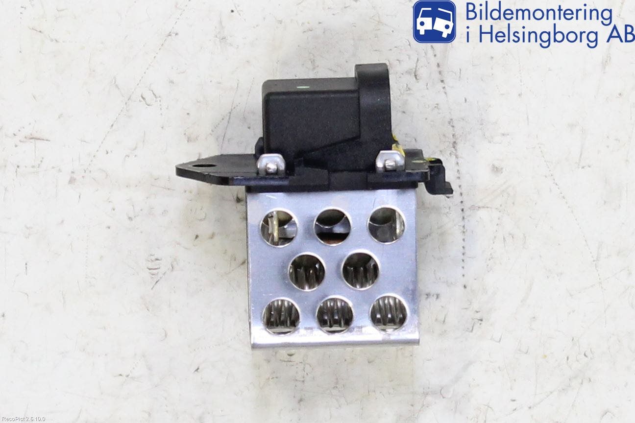 Nissan NV200/NV200 COMBI Relä Kylfläkt